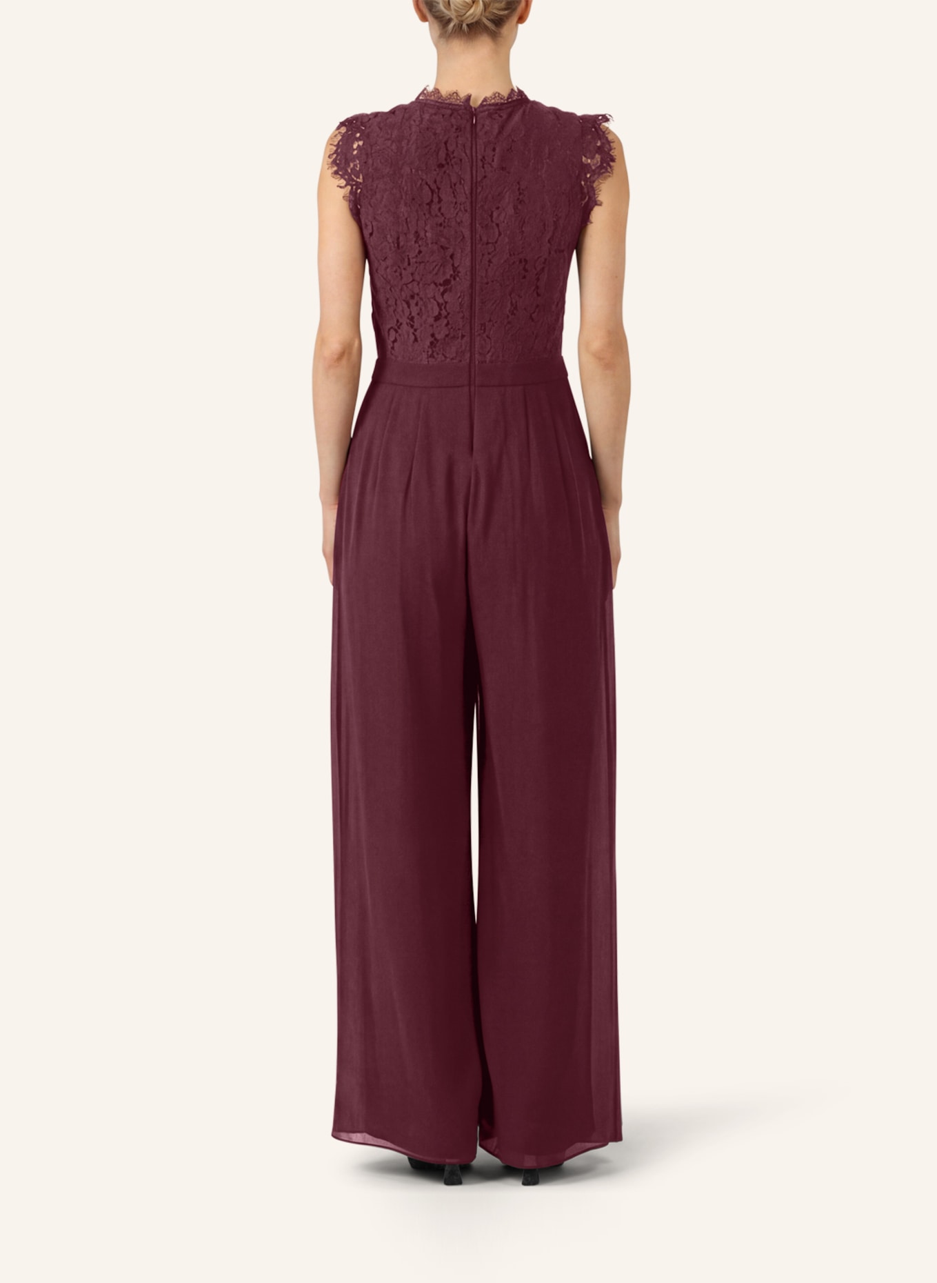 APART Overall mit Spitzenoberteil: ROT