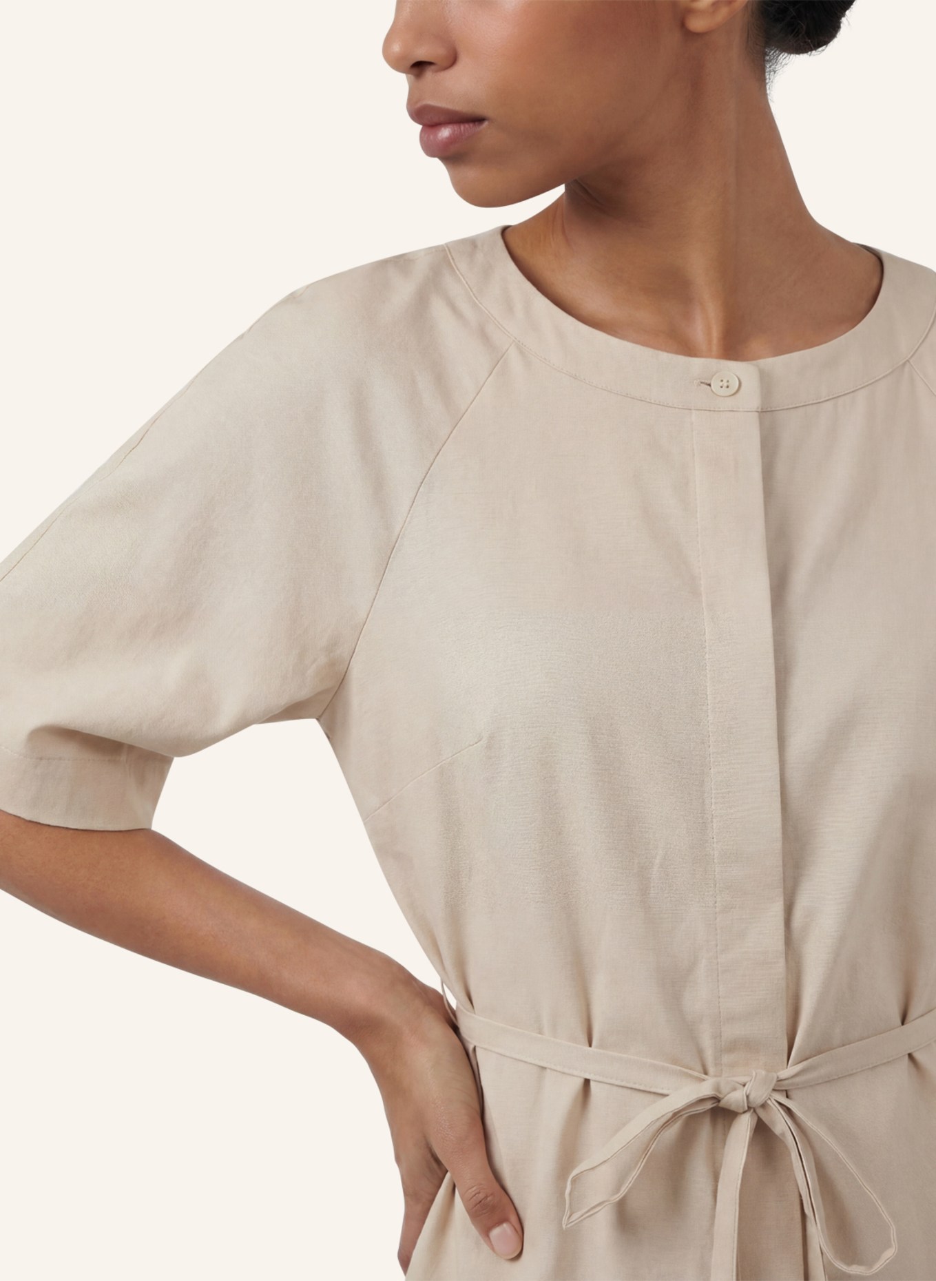 APART Kurzes Kleid: BEIGE