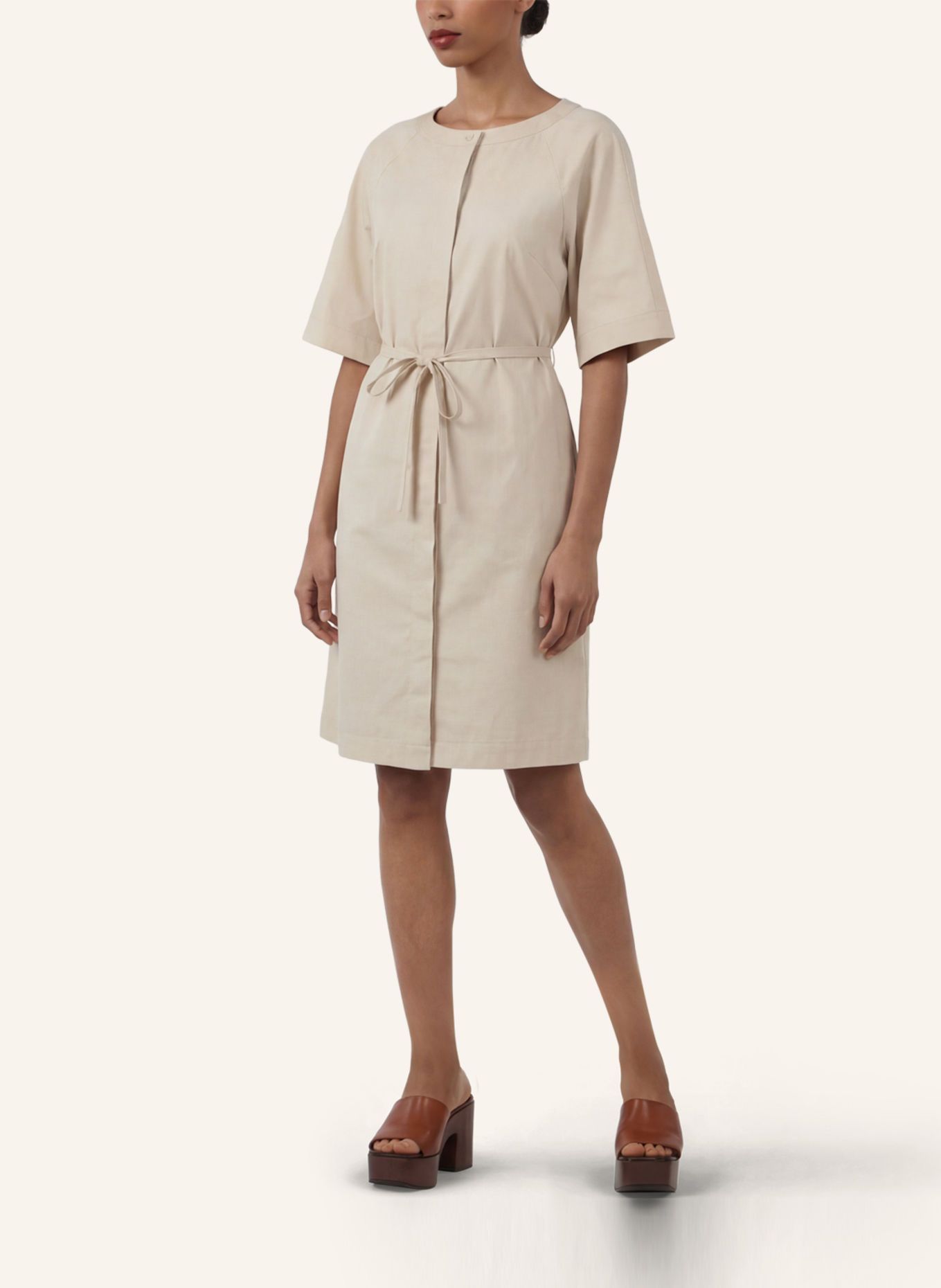 APART Kurzes Kleid: BEIGE