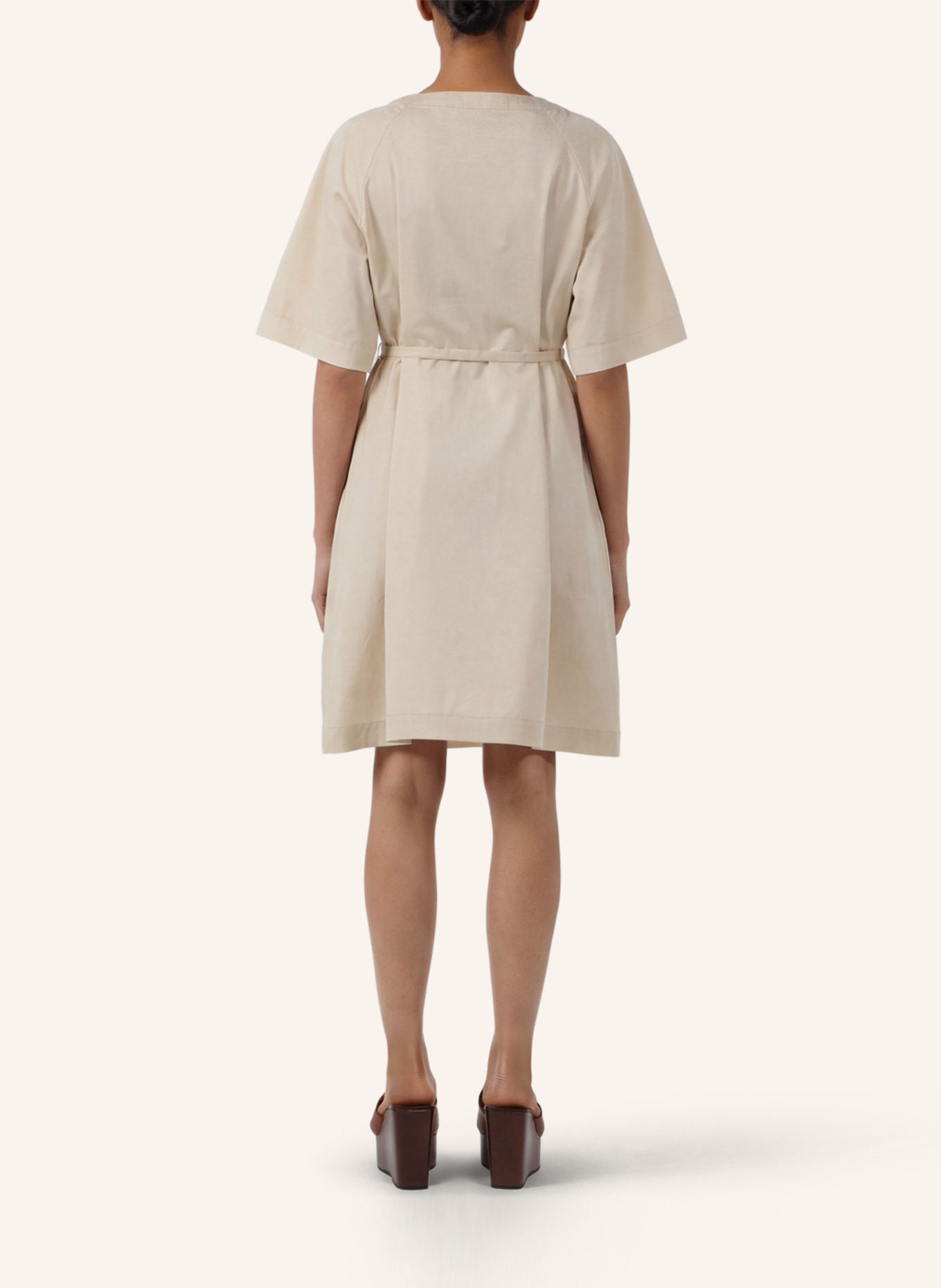 APART Kurzes Kleid: BEIGE