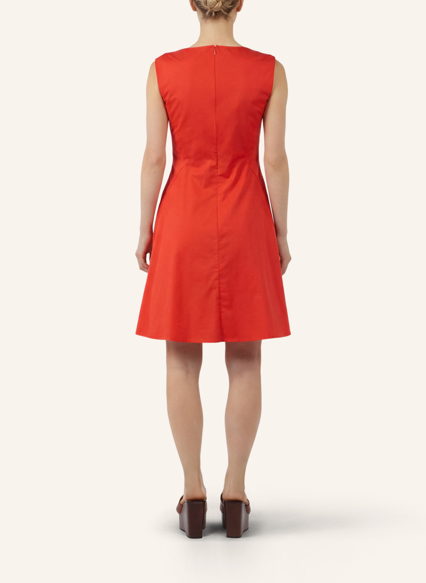 APART Kleid: ORANGE