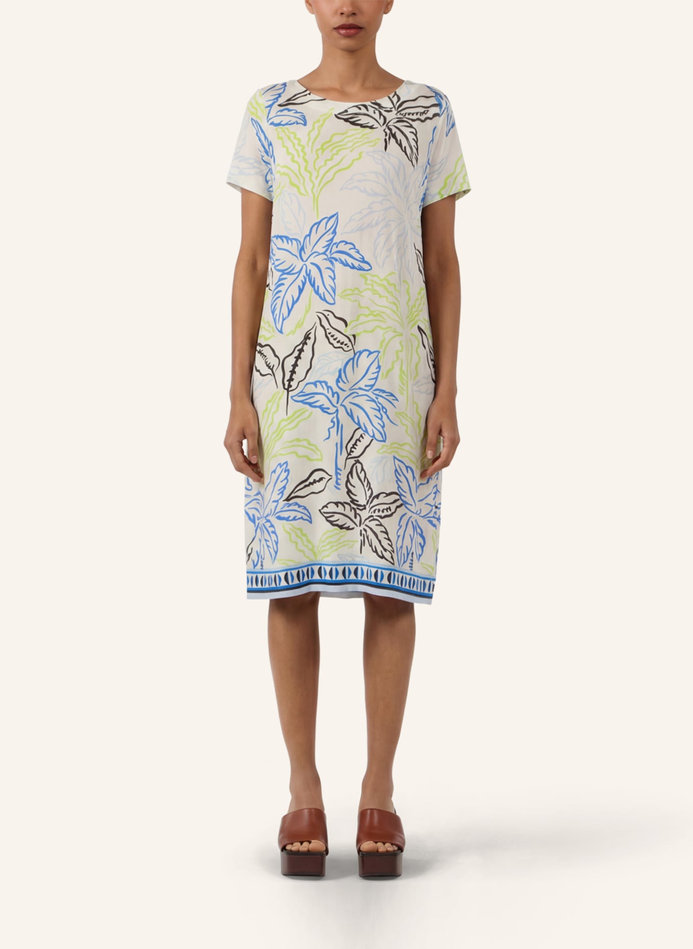 APART Jerseykleid: CREME/ NUDE