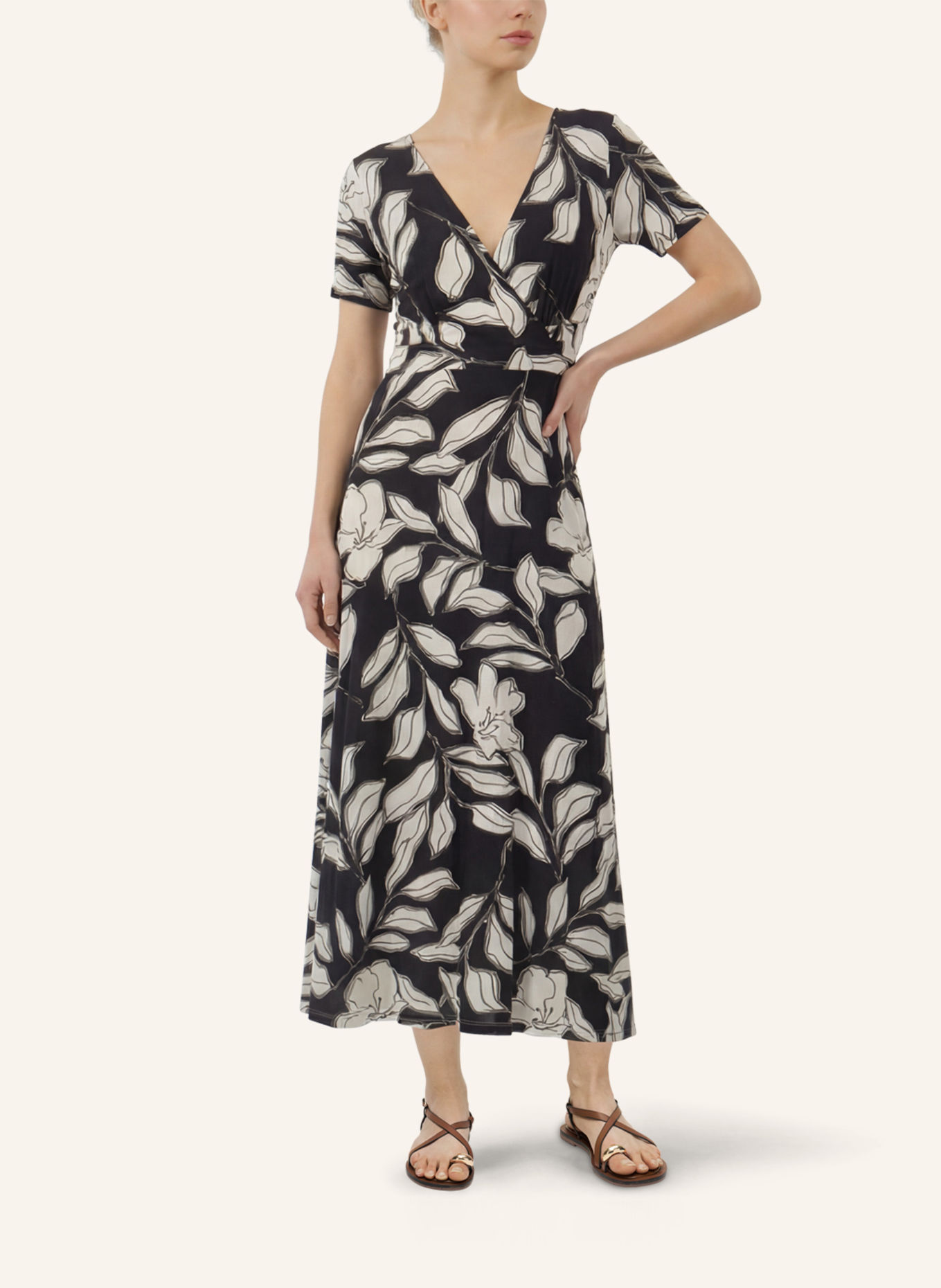 APART Midi Jerseykleid: SCHWARZ / CREME