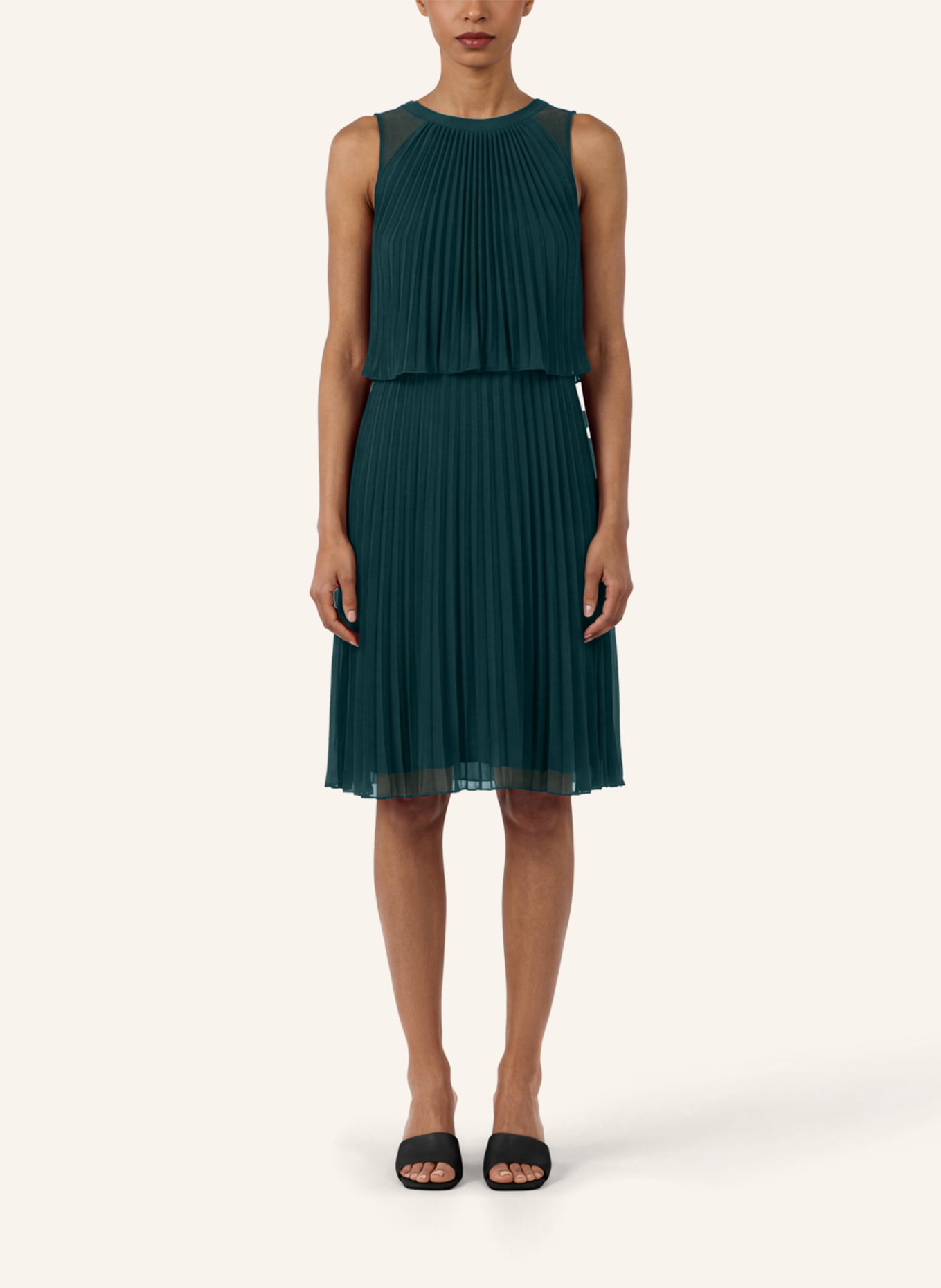 APART Chiffonkleid: DUNKELGRÜN