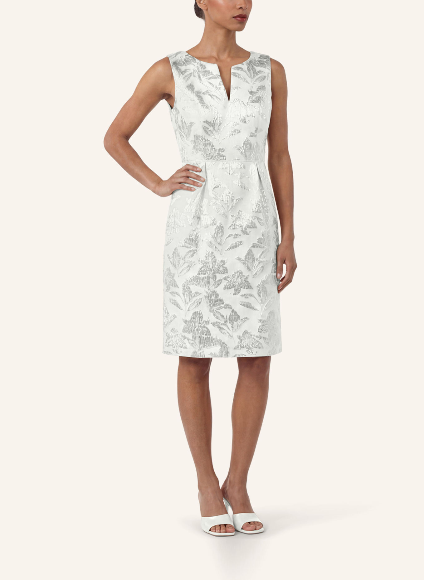 APART Cocktailkleid: GOLD / CREME