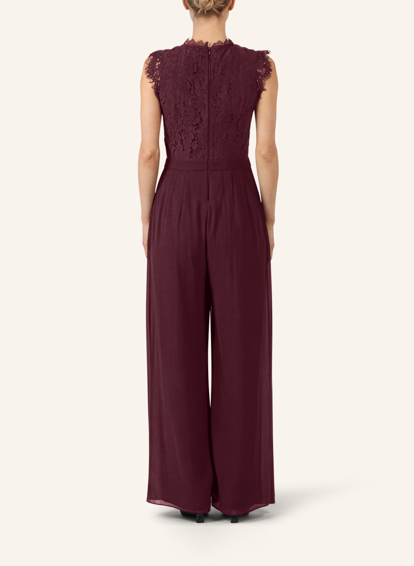 APART Overall mit Spitzenoberteil: ROT