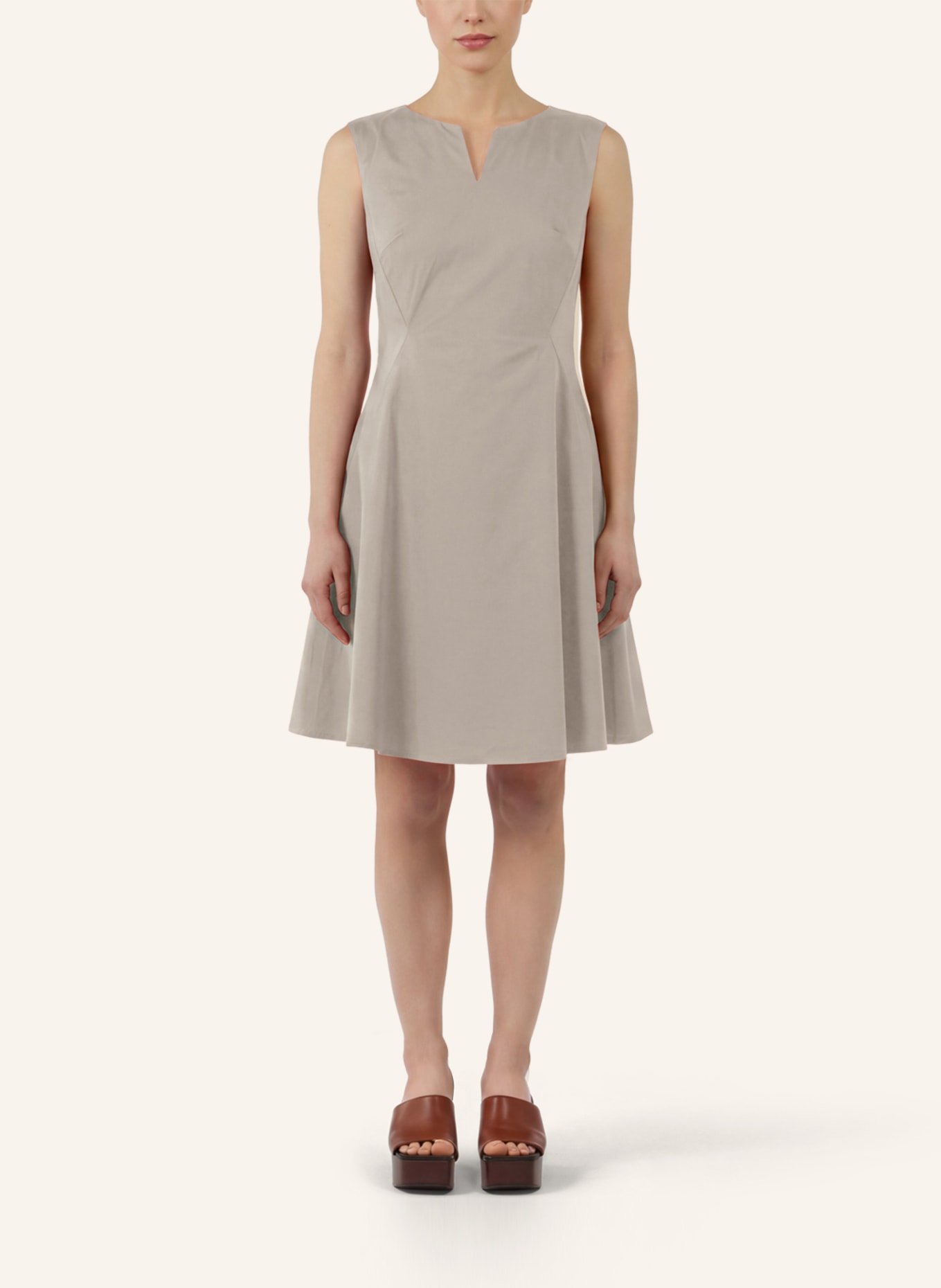 APART Kleid: BEIGE