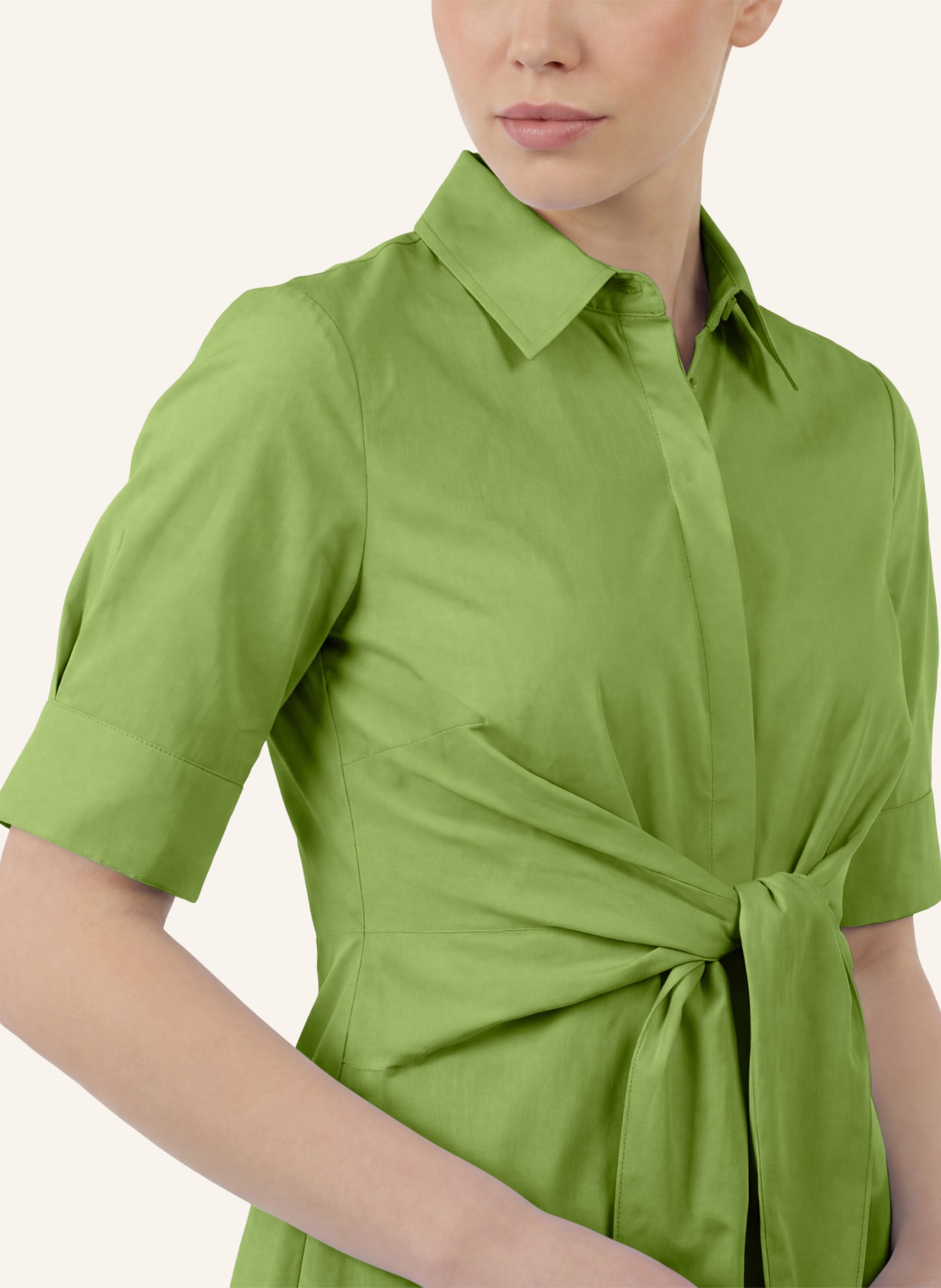 APART Kleid: HELLGRÜN