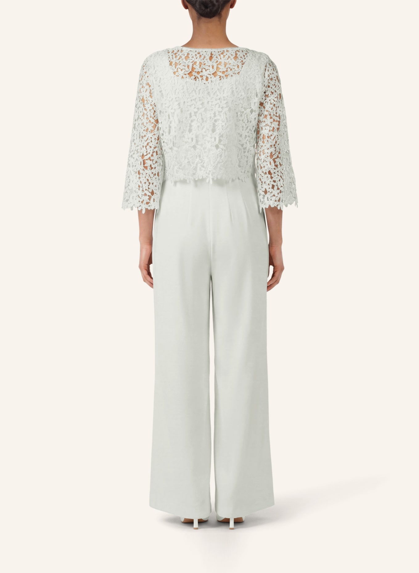 APART Overall mit Spitzenjäckchen: CREME