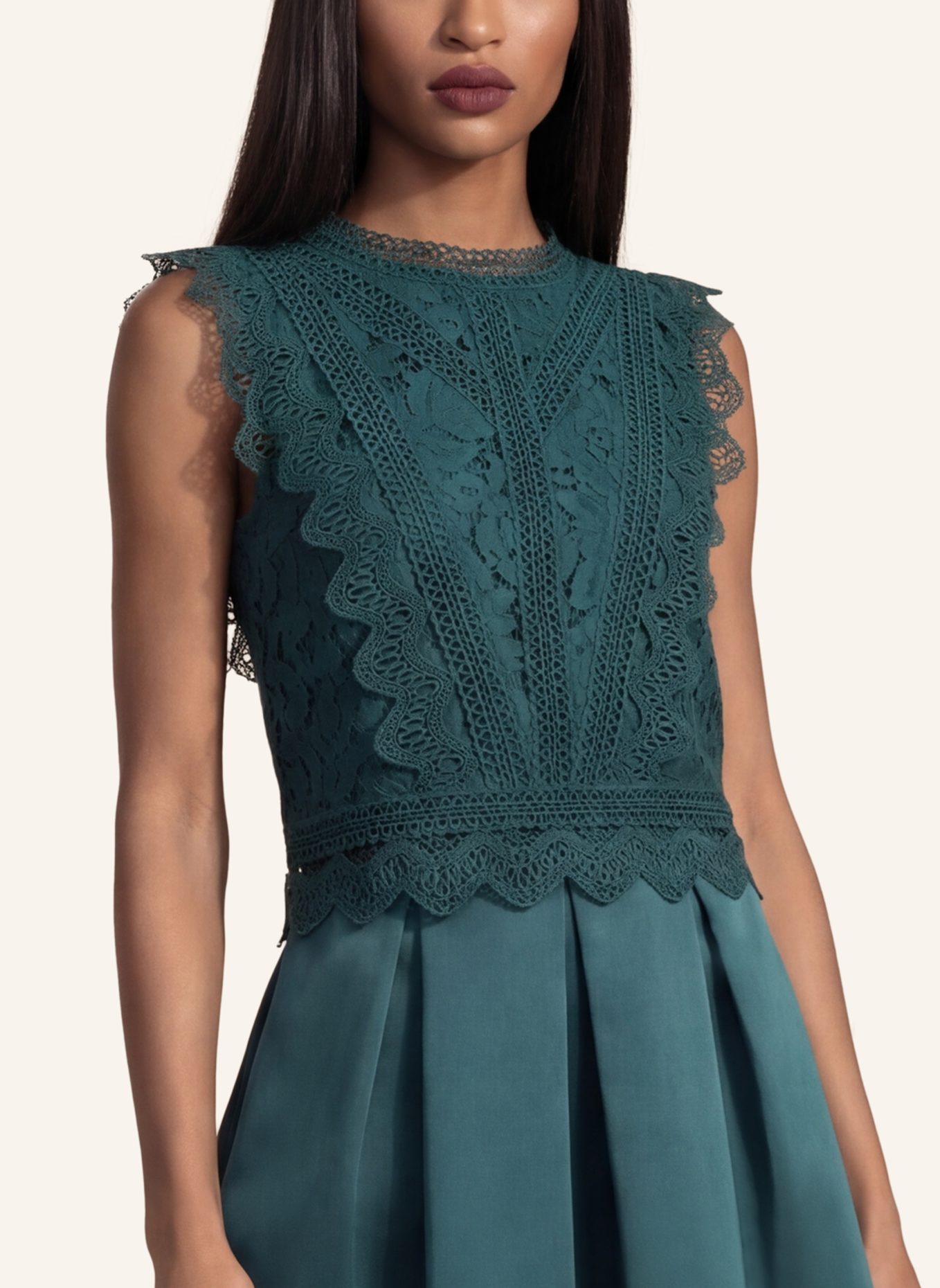 APART Spitzentop: DUNKELGRÜN