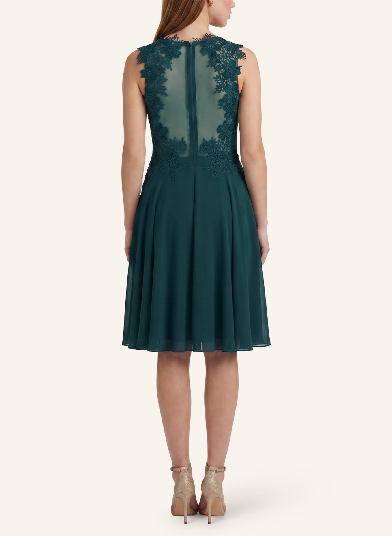 APART Cocktailkleid: DUNKELGRÜN