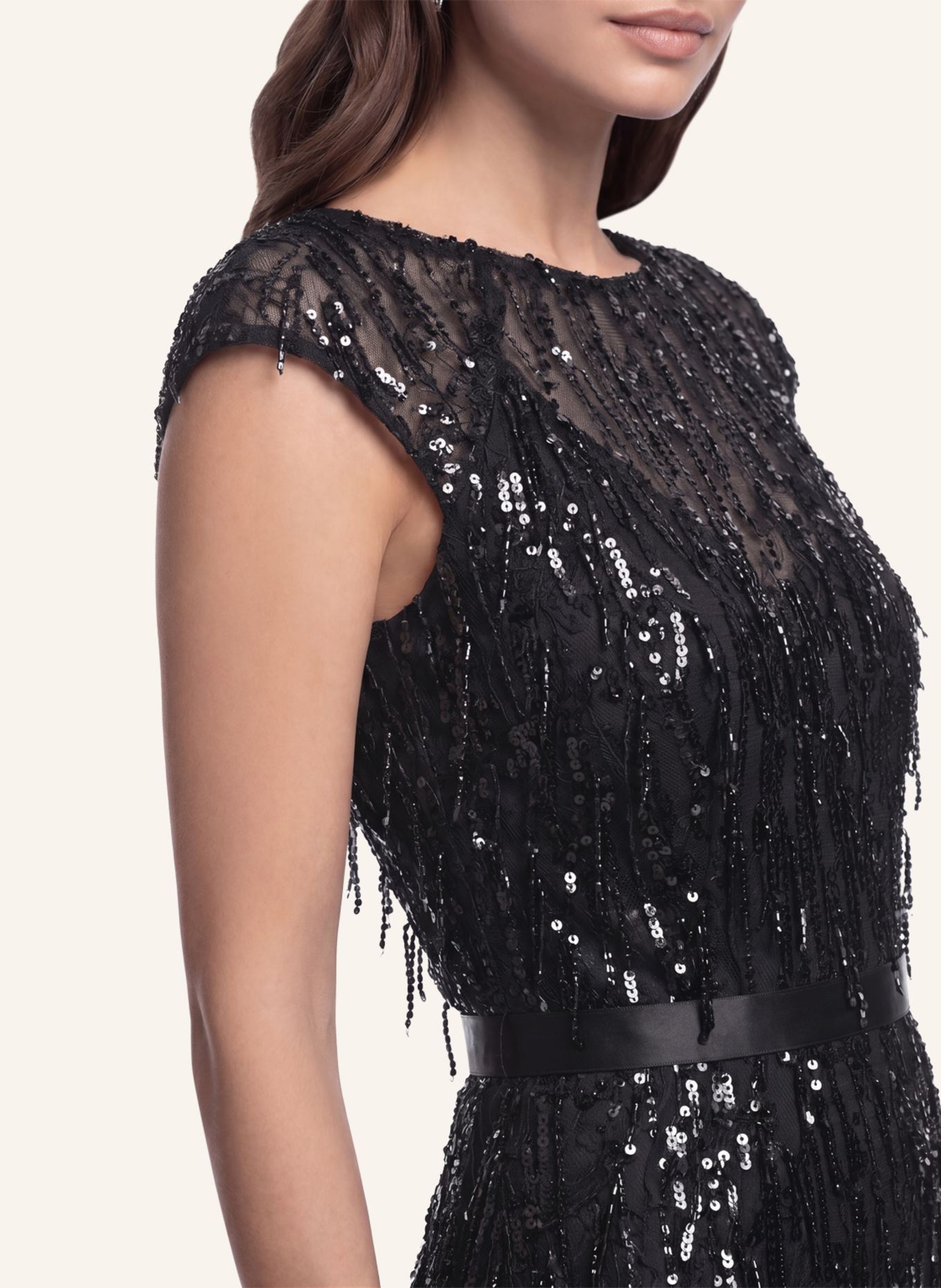 APART Paillettenkleid: SCHWARZ