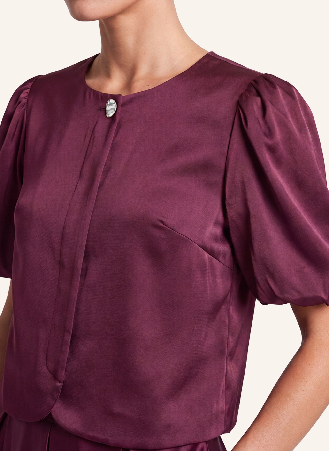 APART Satin Bluse: ROT