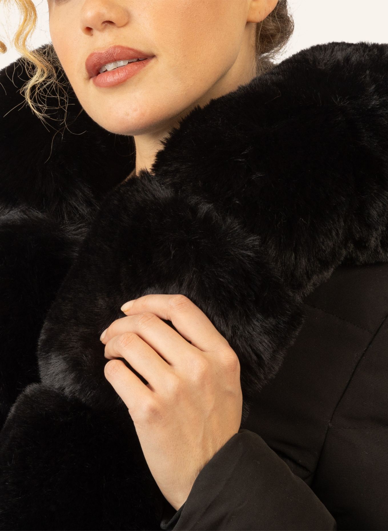 APART Winterjacke: SCHWARZ