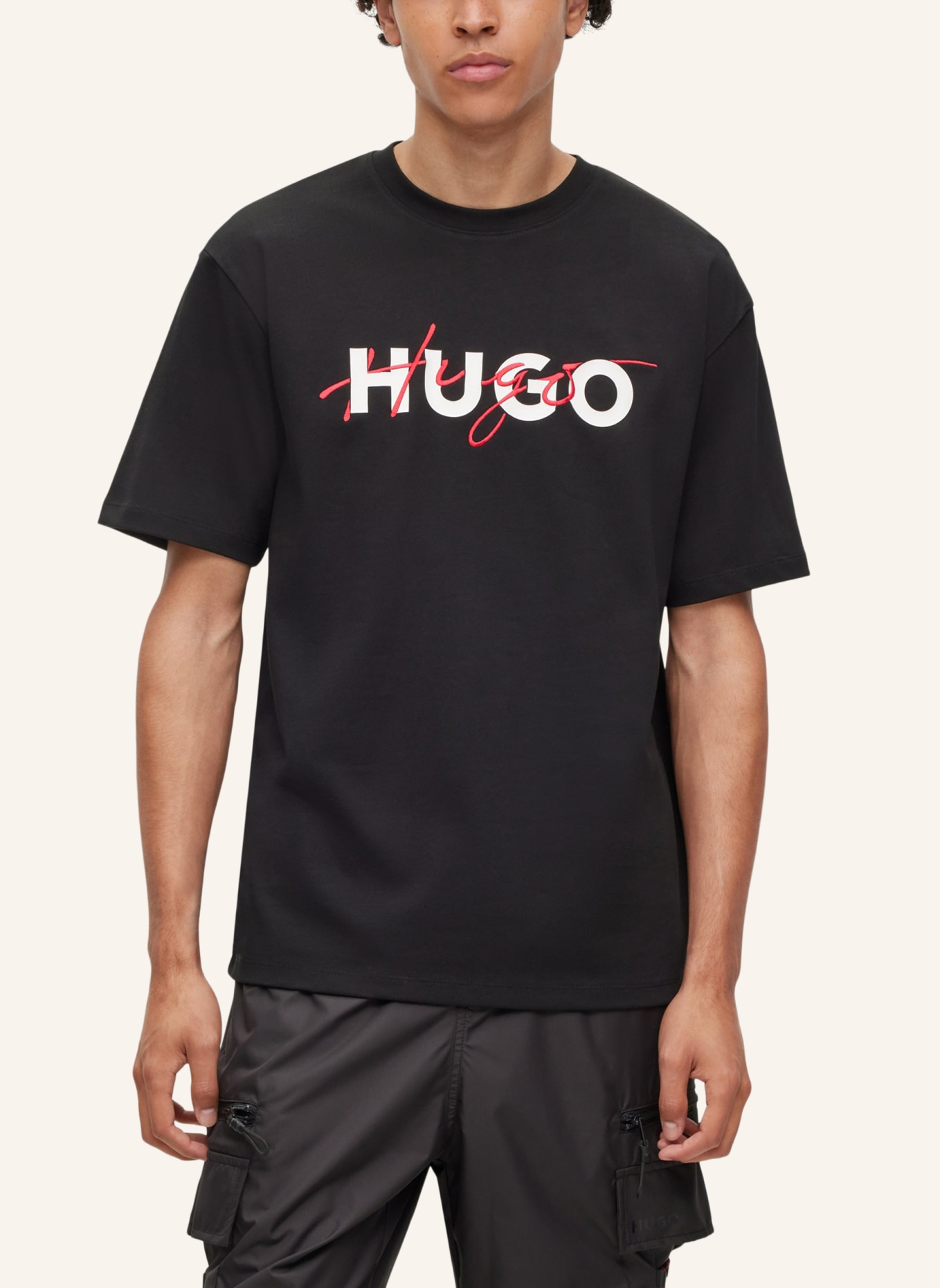 HUGO T-Shirt DAKAISHI Relaxed Fit, Farbe: SCHWARZ (Bild 4)