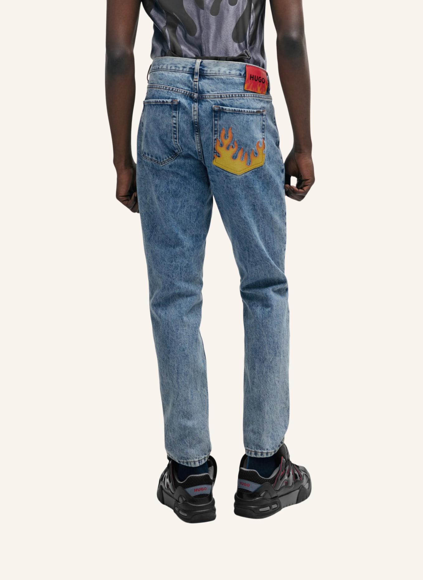 HUGO Jeans HUGO 634 Tapered Fit, Farbe: TÜRKIS (Bild 3)