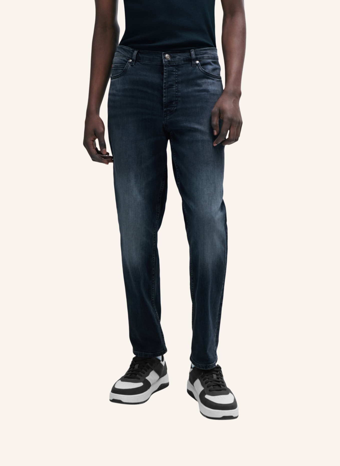 HUGO Jeans HUGO 634 Tapered Fit, Farbe: BLAU (Bild 5)