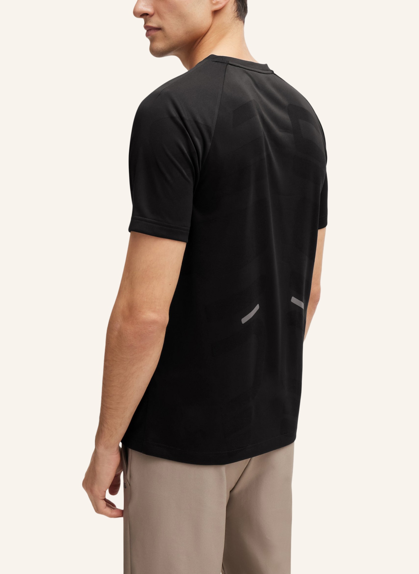 BOSS T-Shirt TARIQ 2 Regular Fit, Farbe: SCHWARZ (Bild 2)