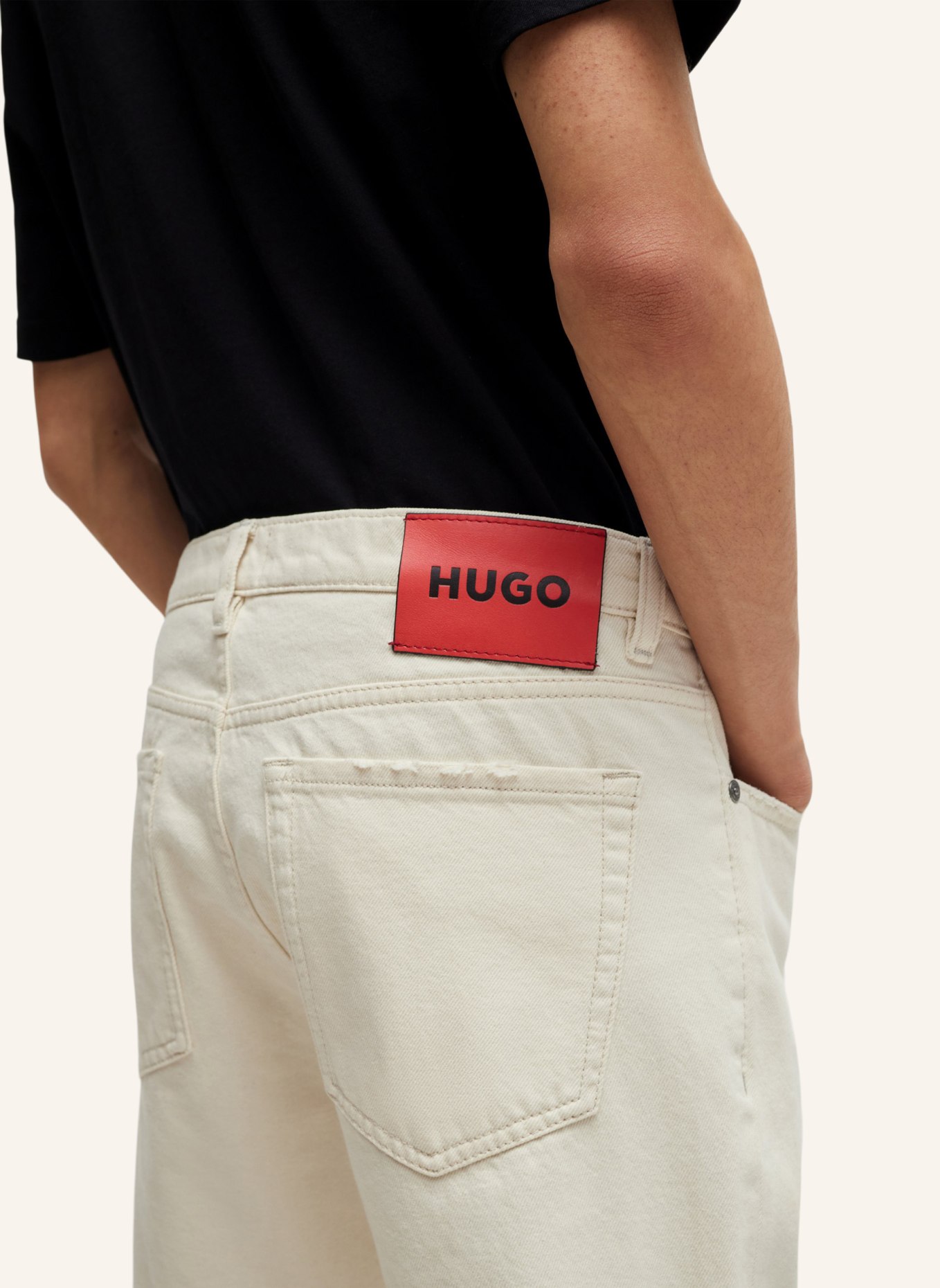 HUGO Jeans HUGO 634 Tapered Fit, Farbe: WEISS (Bild 4)