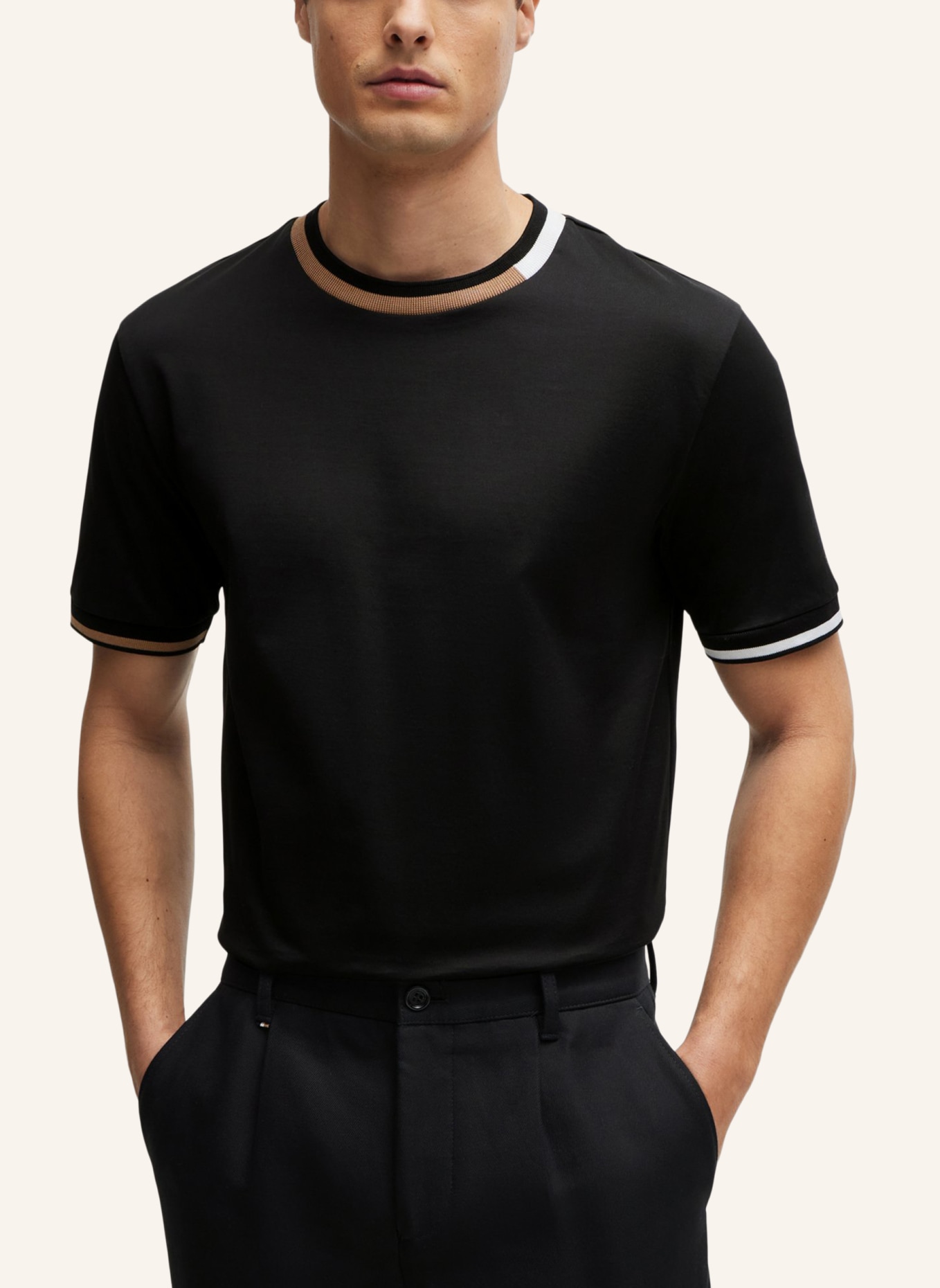BOSS T-Shirt THOMPSON 211 Regular Fit, Farbe: SCHWARZ (Bild 4)