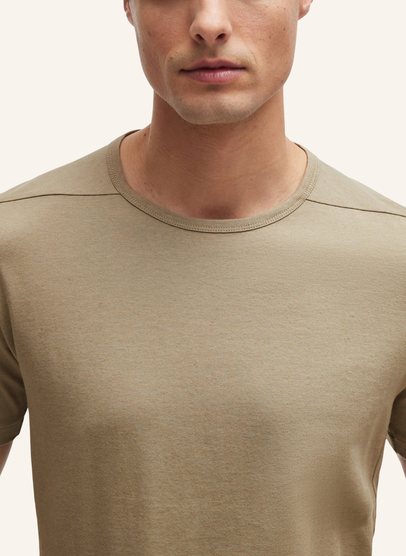 BOSS T-Shirt P-TIBURT 440 Regular Fit, Farbe: KHAKI (Bild 3)