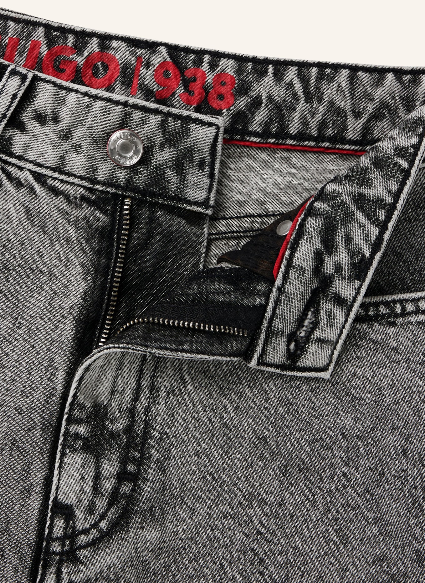 HUGO Jeans 938 Relaxed Fit, Farbe: DUNKELGRAU (Bild 2)