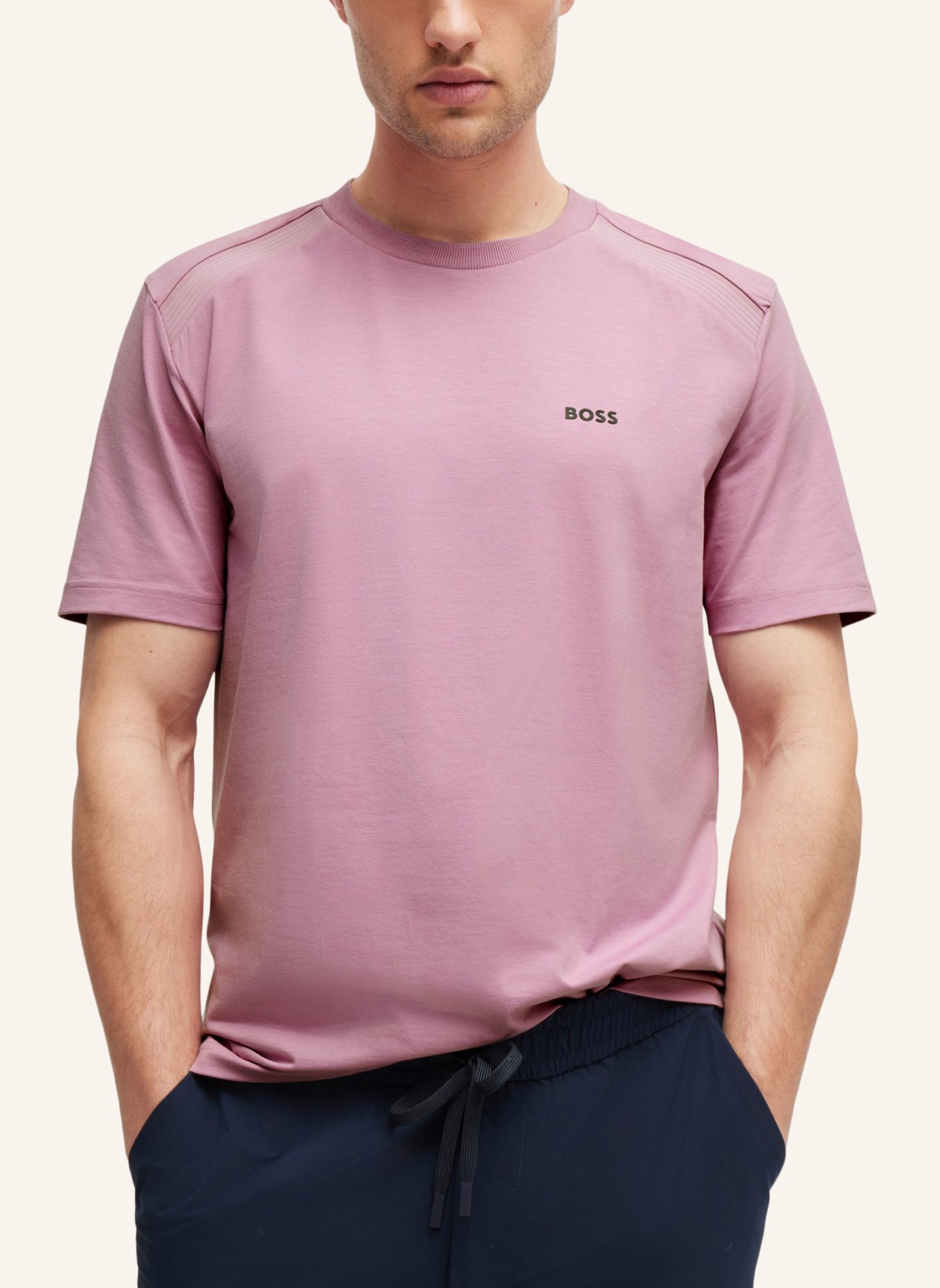 BOSS T-Shirt TEE TAPE Regular Fit, Farbe: LILA (Bild 4)