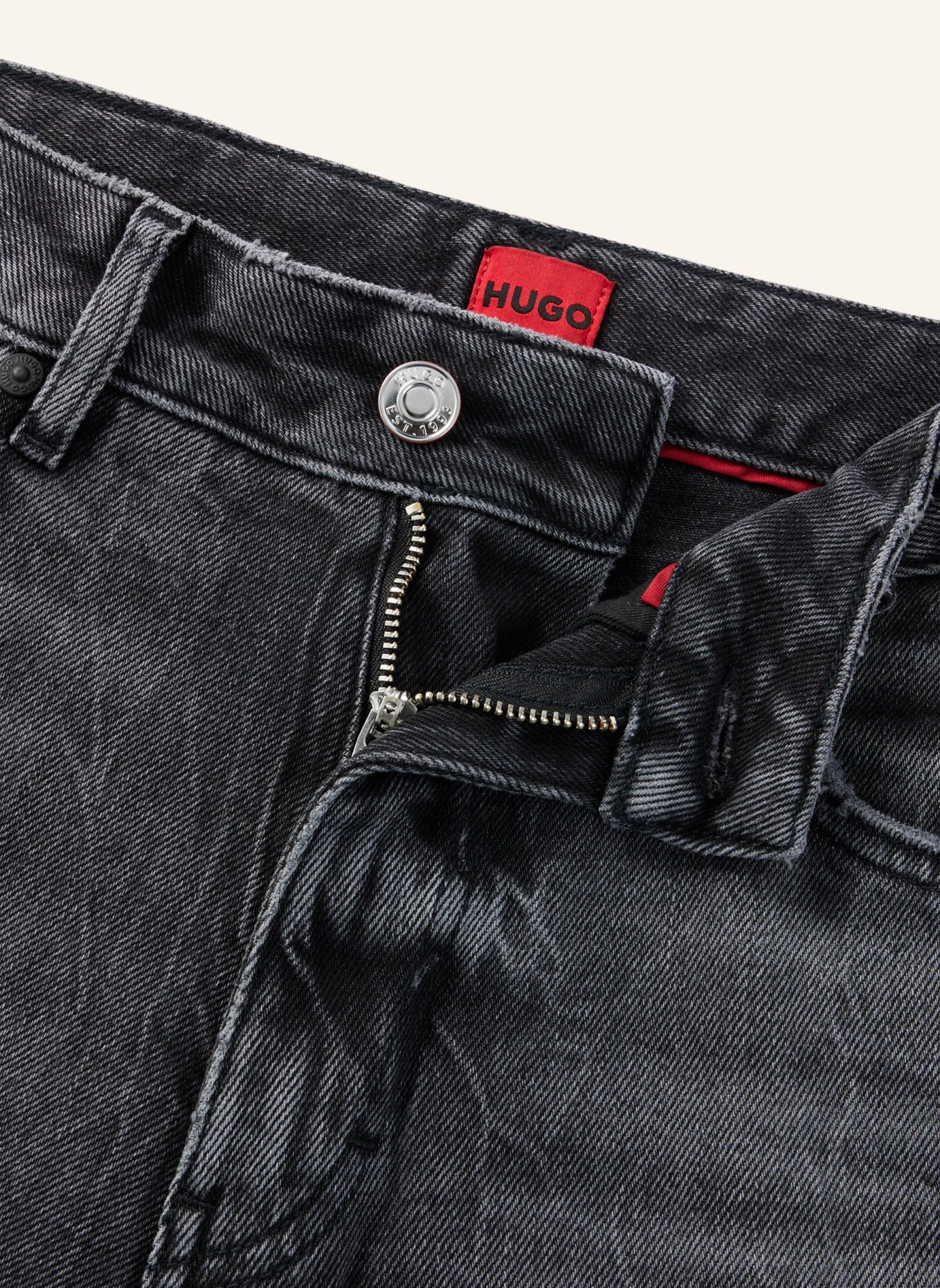 HUGO Jeans 938 Tapered Fit, Farbe: DUNKELGRAU (Bild 2)
