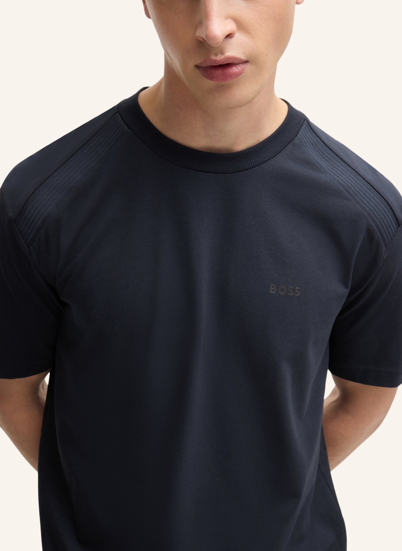 BOSS T-Shirt TEE TAPE Regular Fit, Farbe: DUNKELBLAU (Bild 3)
