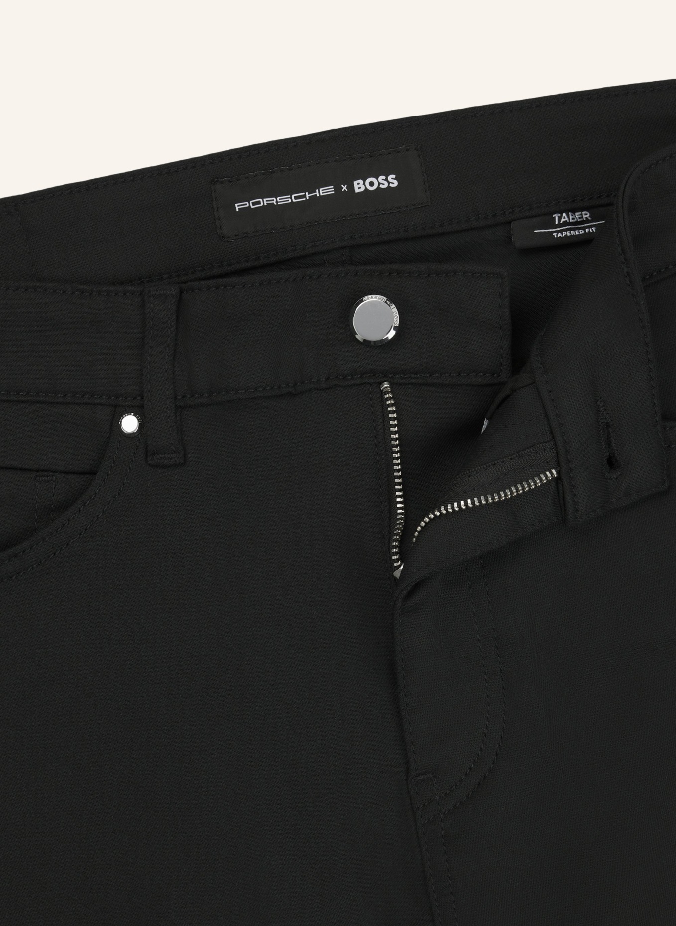 BOSS Jeans C-TABER_PS Tapered Fit, Farbe: SCHWARZ (Bild 2)