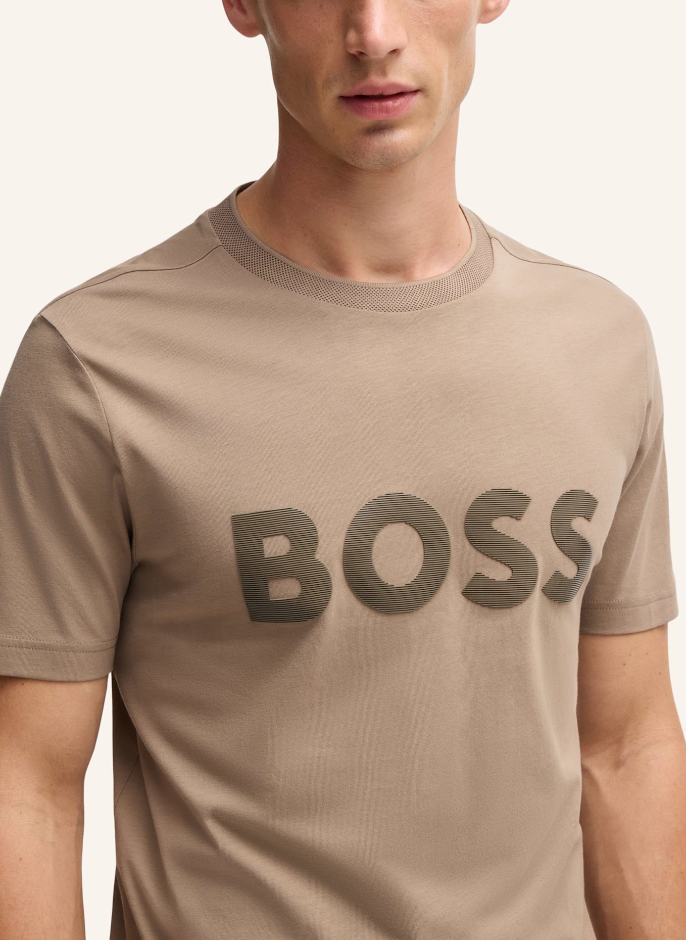 BOSS T-Shirt TEE MIRROR 2 Regular Fit, Farbe: HELLGRÜN (Bild 3)