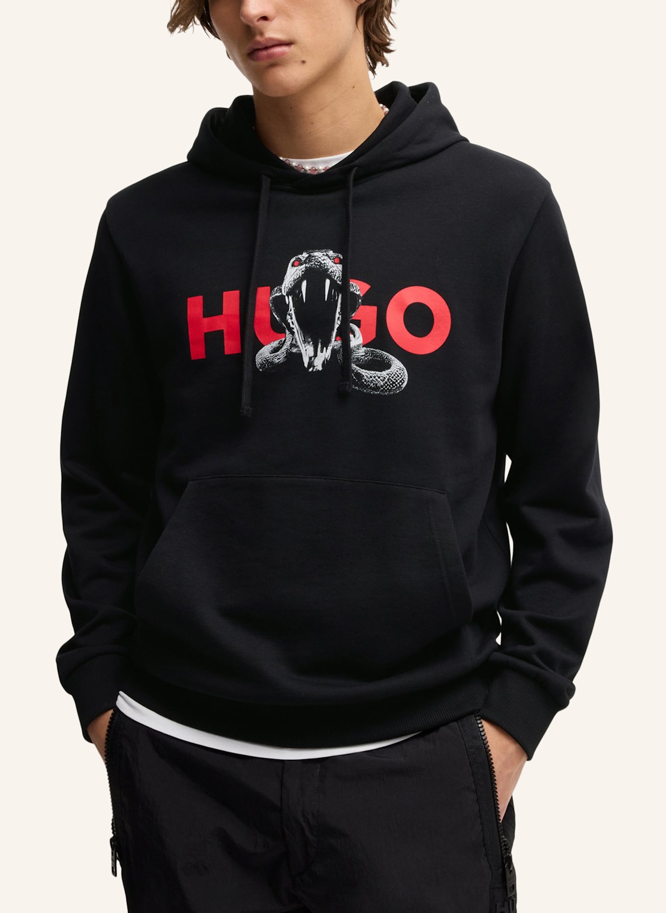 HUGO Sweatshirt DUELEYO Regular Fit, Farbe: SCHWARZ (Bild 4)