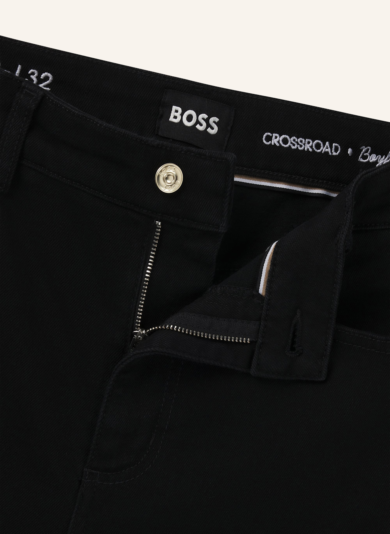 BOSS Jeans CROSSROAD SUPER BF, Farbe: SCHWARZ (Bild 2)