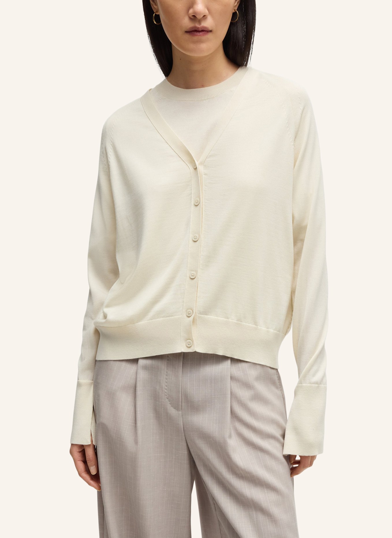 BOSS Strickjacke FLARIMENA Relaxed Fit: WEISS