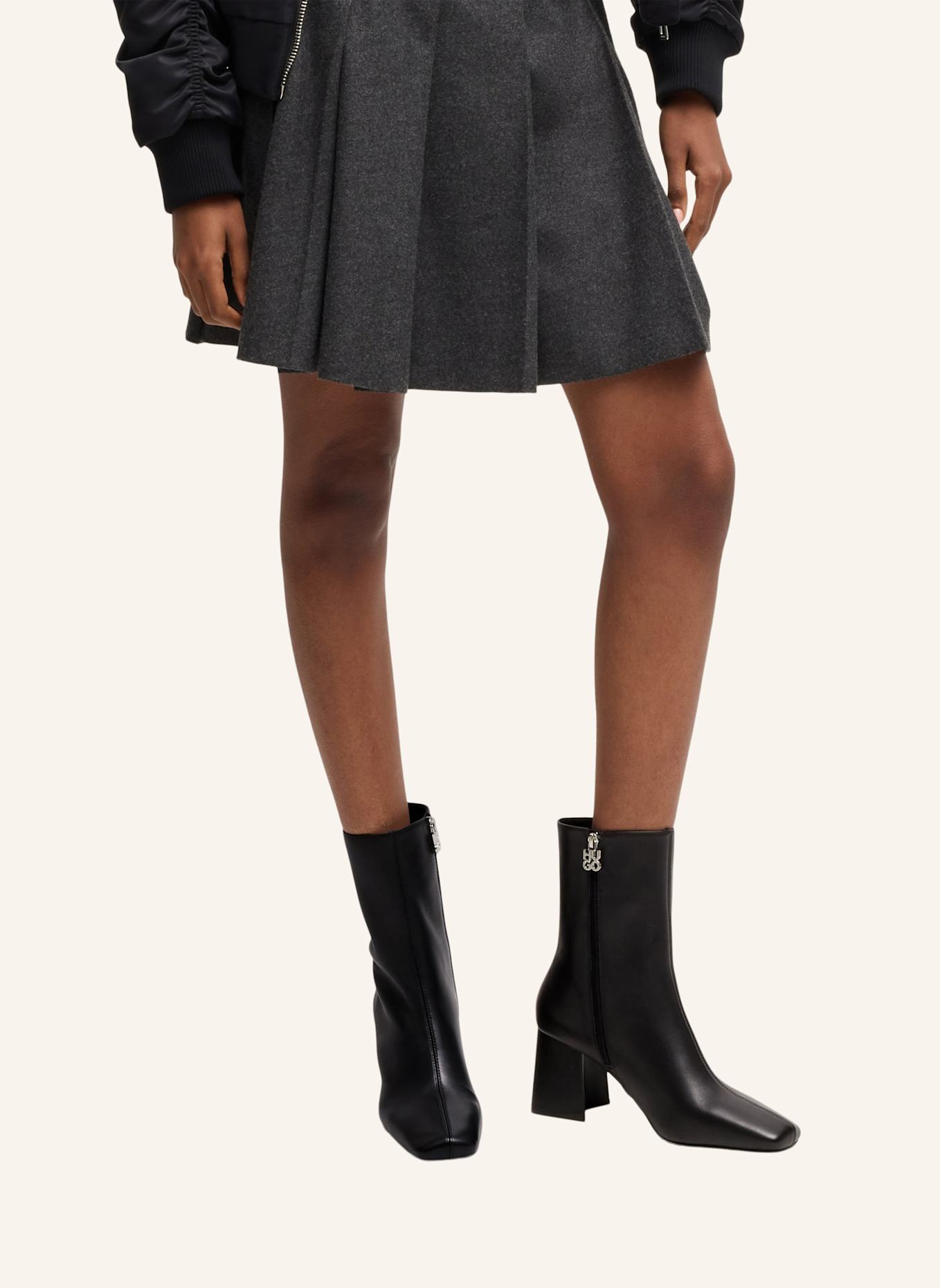 HUGO Stiefel ARIELA_BOOTIE_NAPU: SCHWARZ