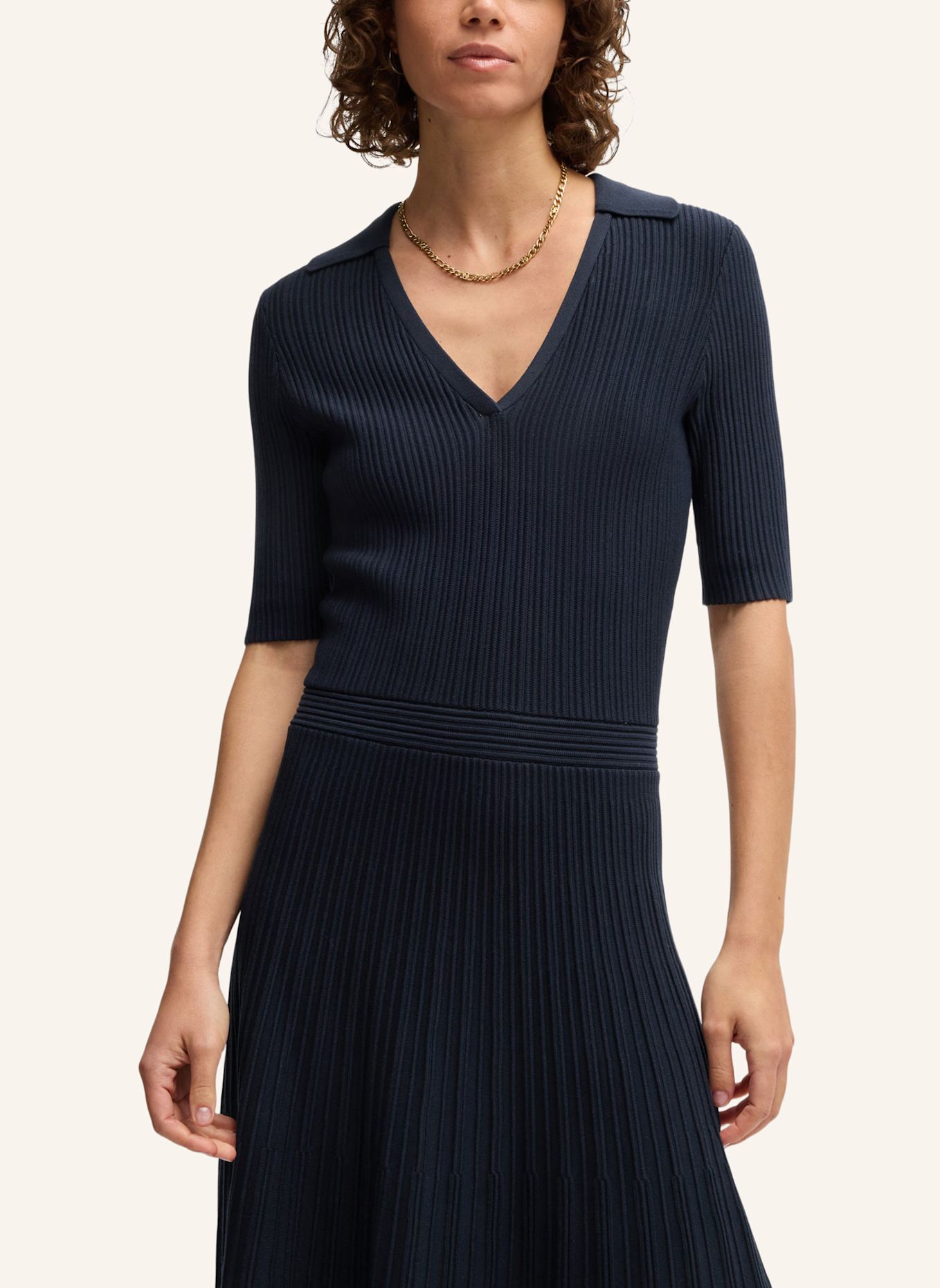 BOSS Gestricktes Kleid FRACIE Regular Fit: DUNKELBLAU