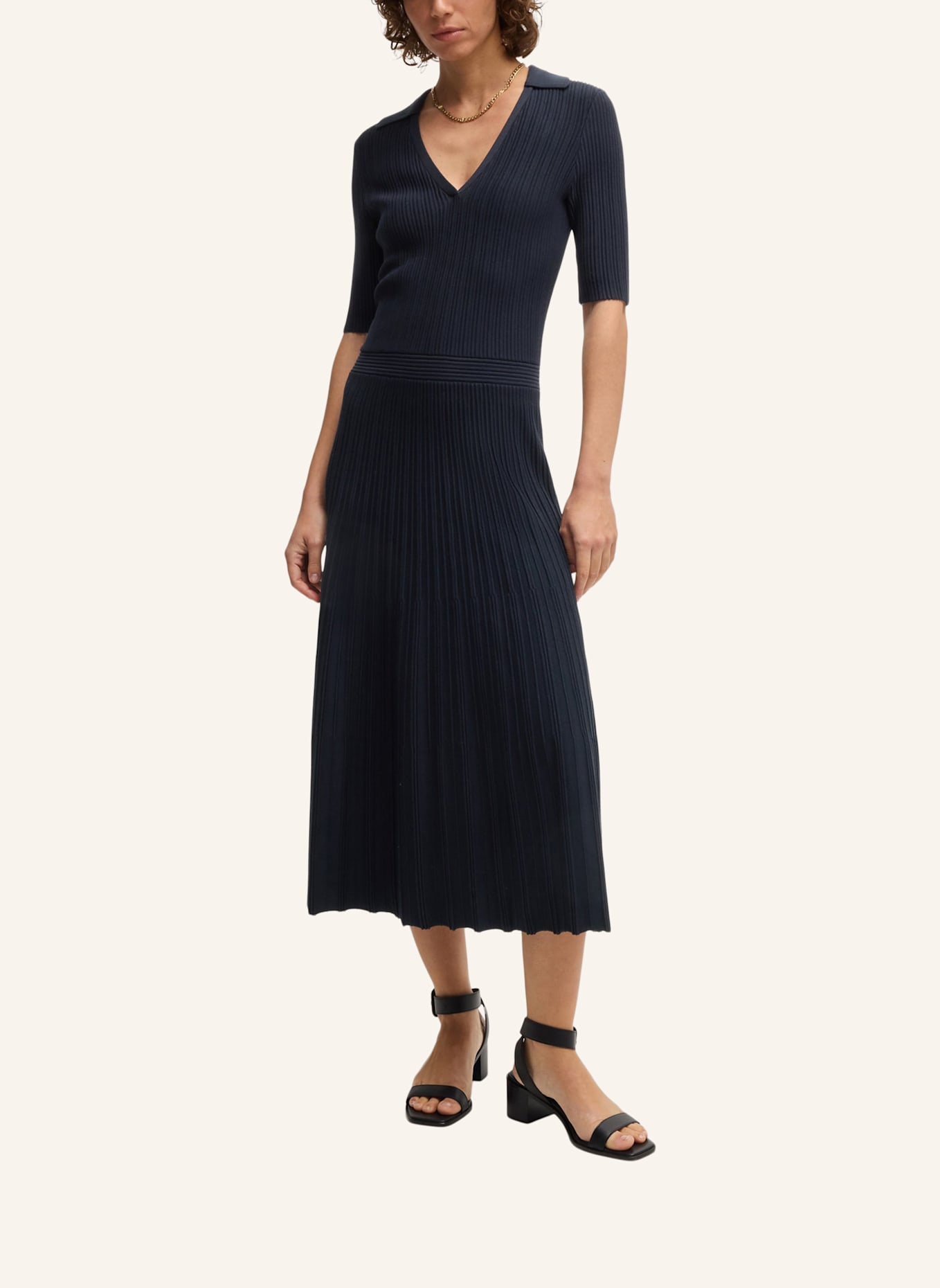 BOSS Gestricktes Kleid FRACIE Regular Fit: DUNKELBLAU