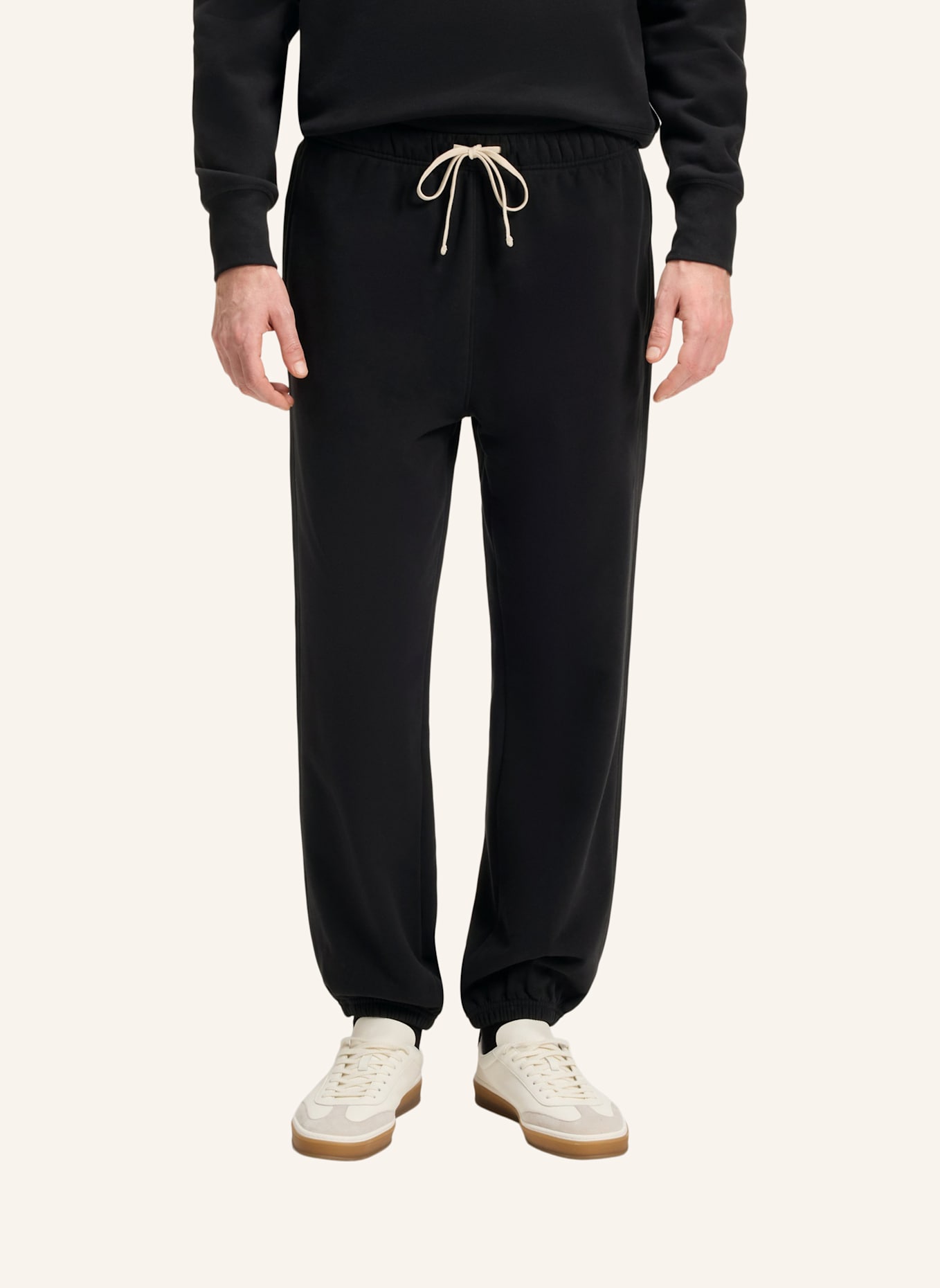 BOSS Casual Hose LEVETE 7_DB Modern Fit: SCHWARZ