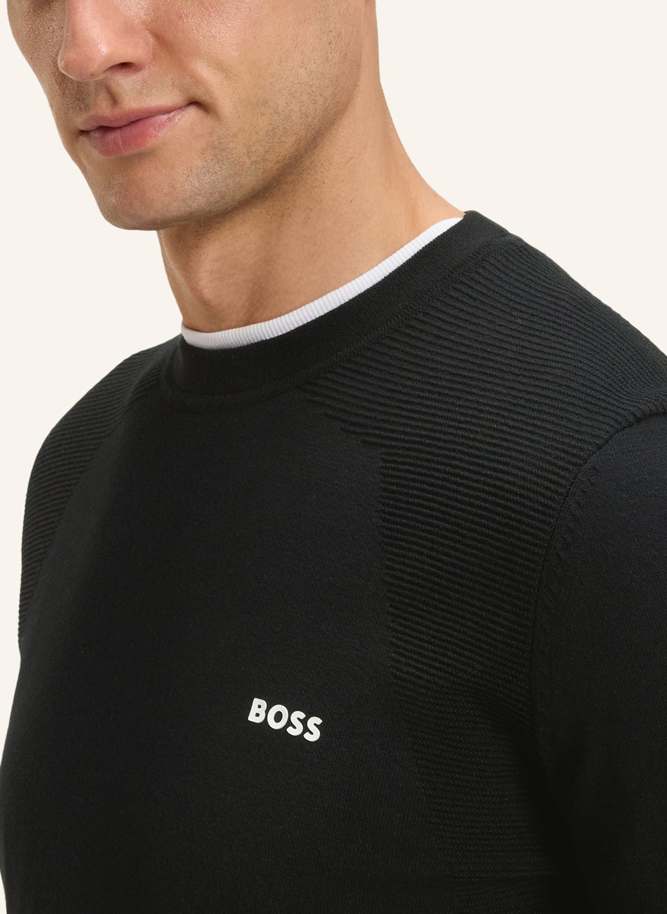 BOSS Pullover K_MOMENTUM-LITE CN Regular Fit: SCHWARZ