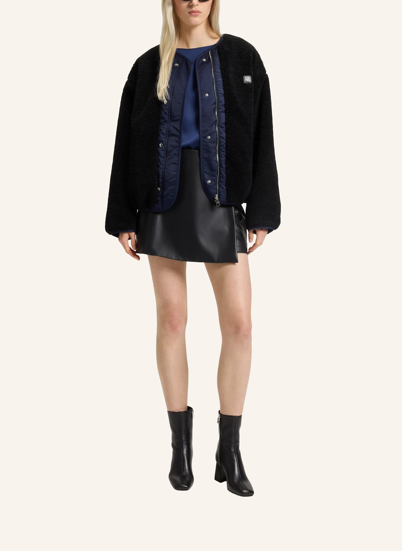 HUGO Casual Jacke FALORANA-1 Regular Fit: DUNKELBLAU