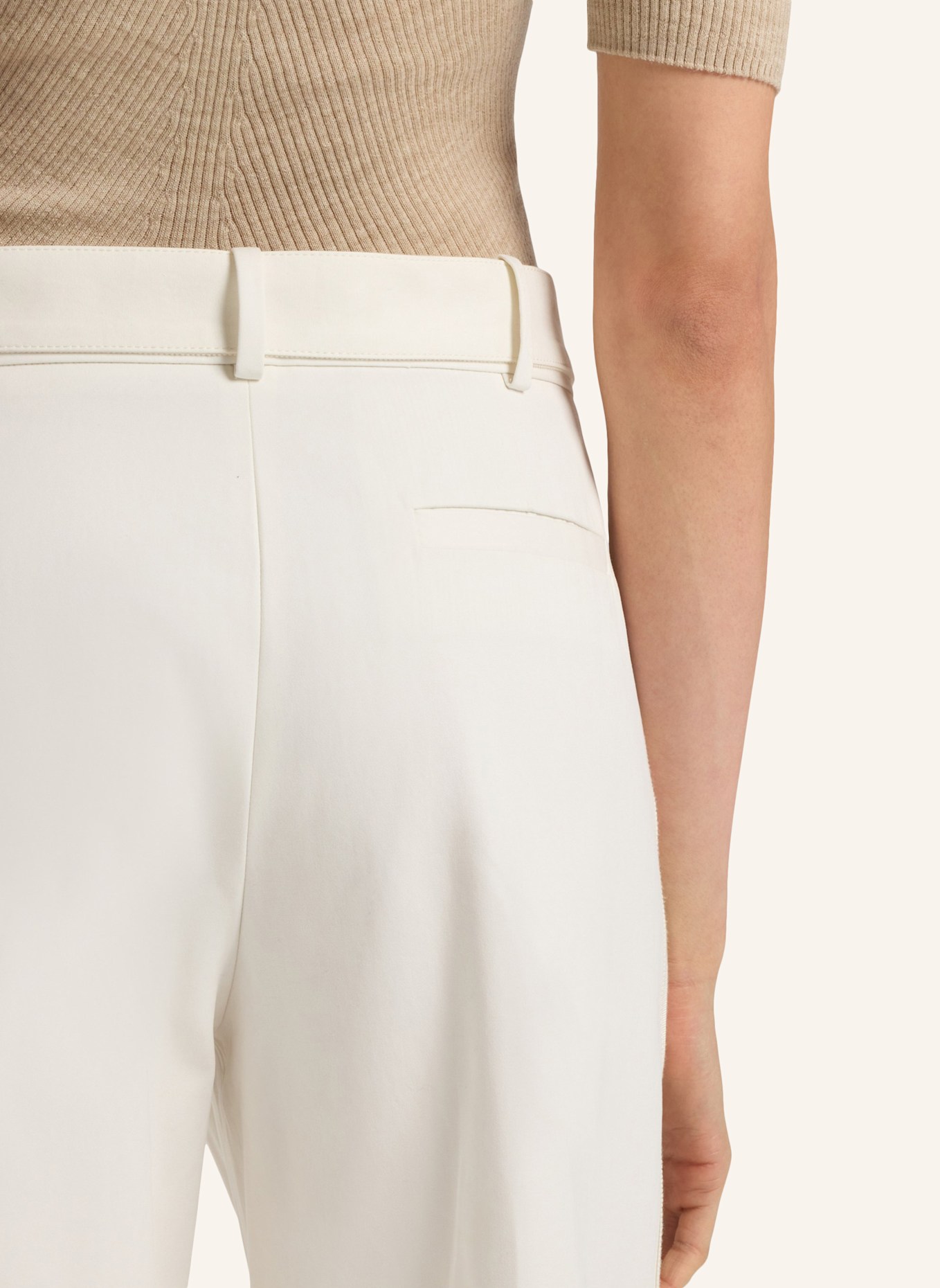 BOSS Business Hose TIANA8 Relaxed Fit: WEISS