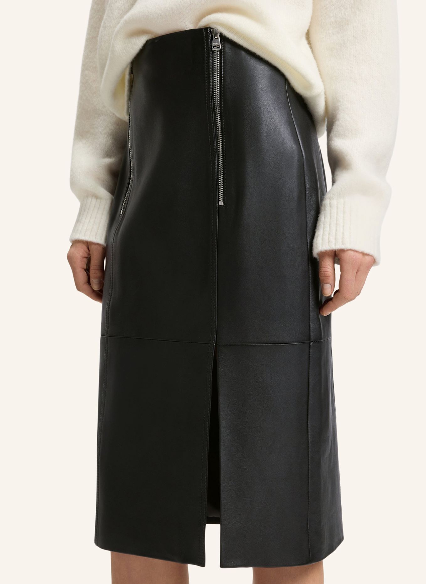 HUGO Casual Rock LEOMIRA Regular Fit: SCHWARZ