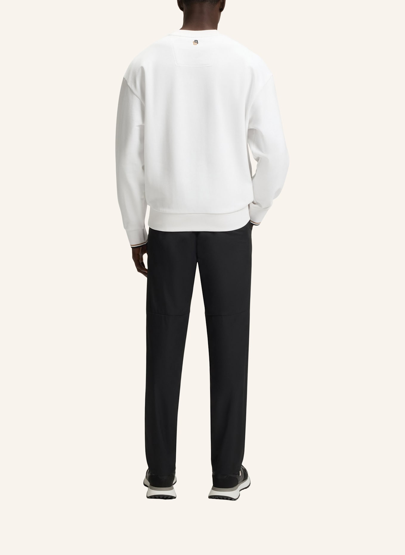BOSS Sweatshirt CREW BOSS OPEN 25 Relaxed Fit: WEISS