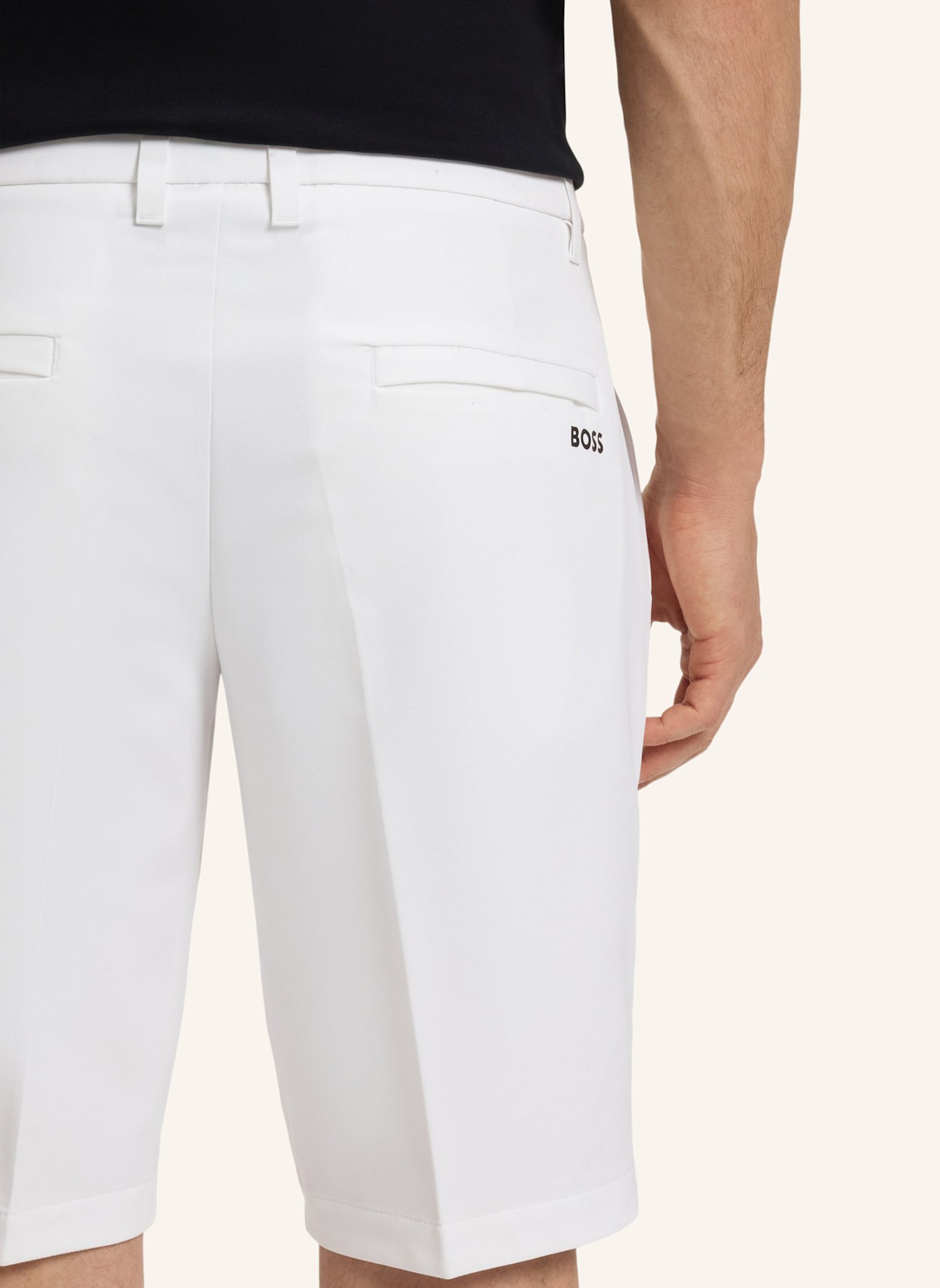BOSS Short S_COMMUTER_10.5 INCH Slim Fit: WEISS