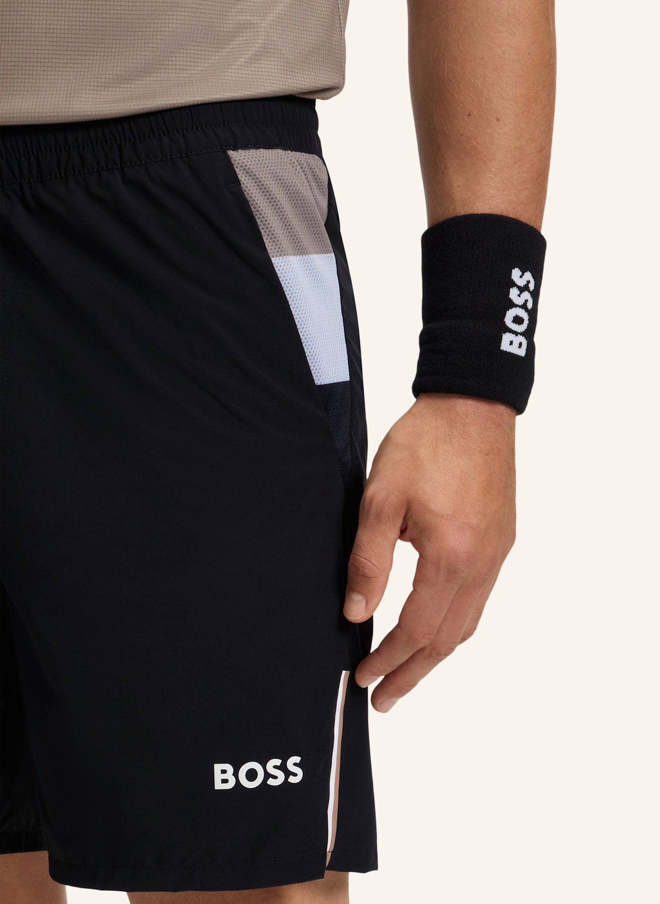 BOSS Tennisshorts T-MATCH: SCHWARZ