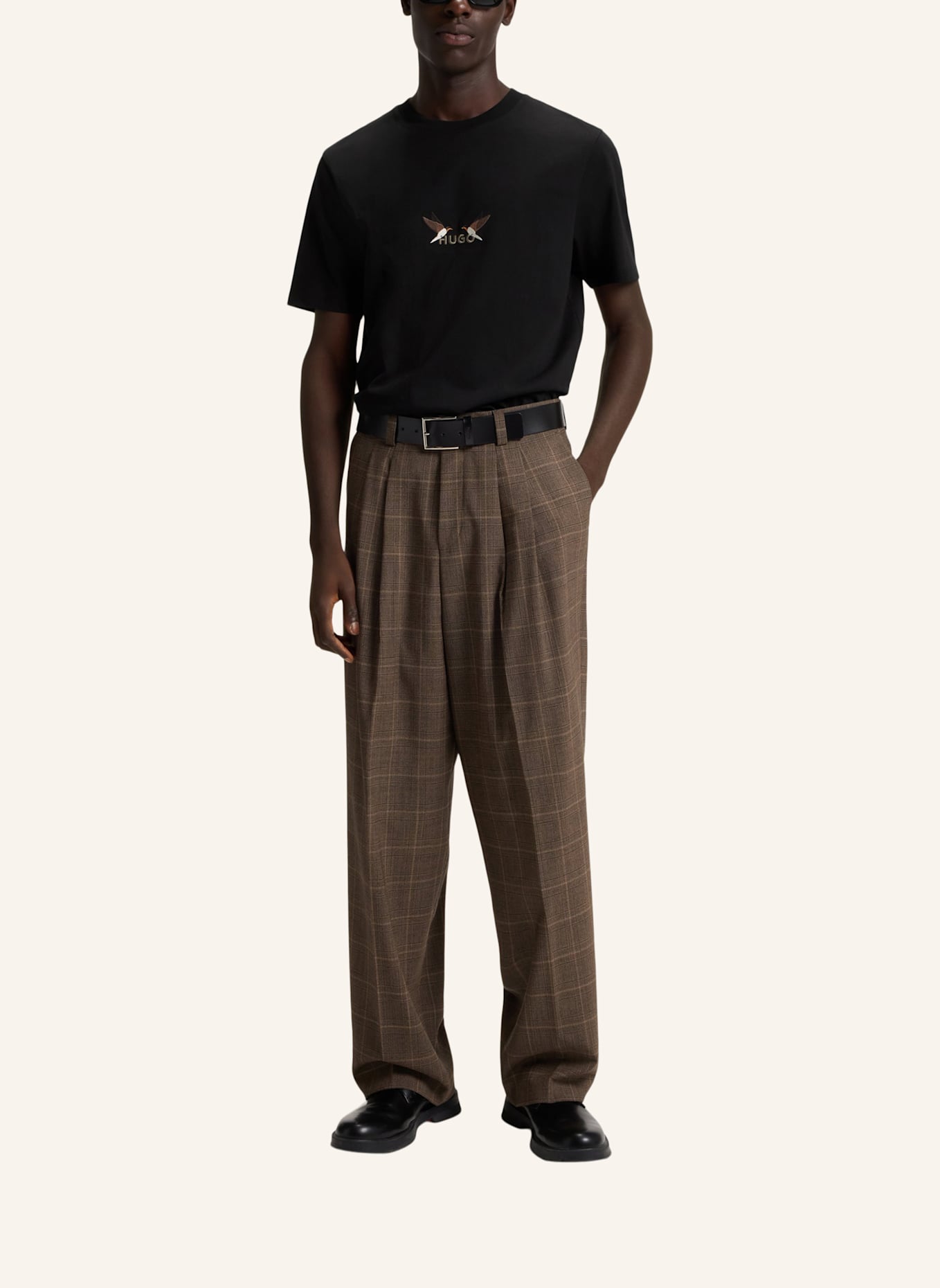 HUGO T-Shirt DUGOLINI Regular Fit: SCHWARZ