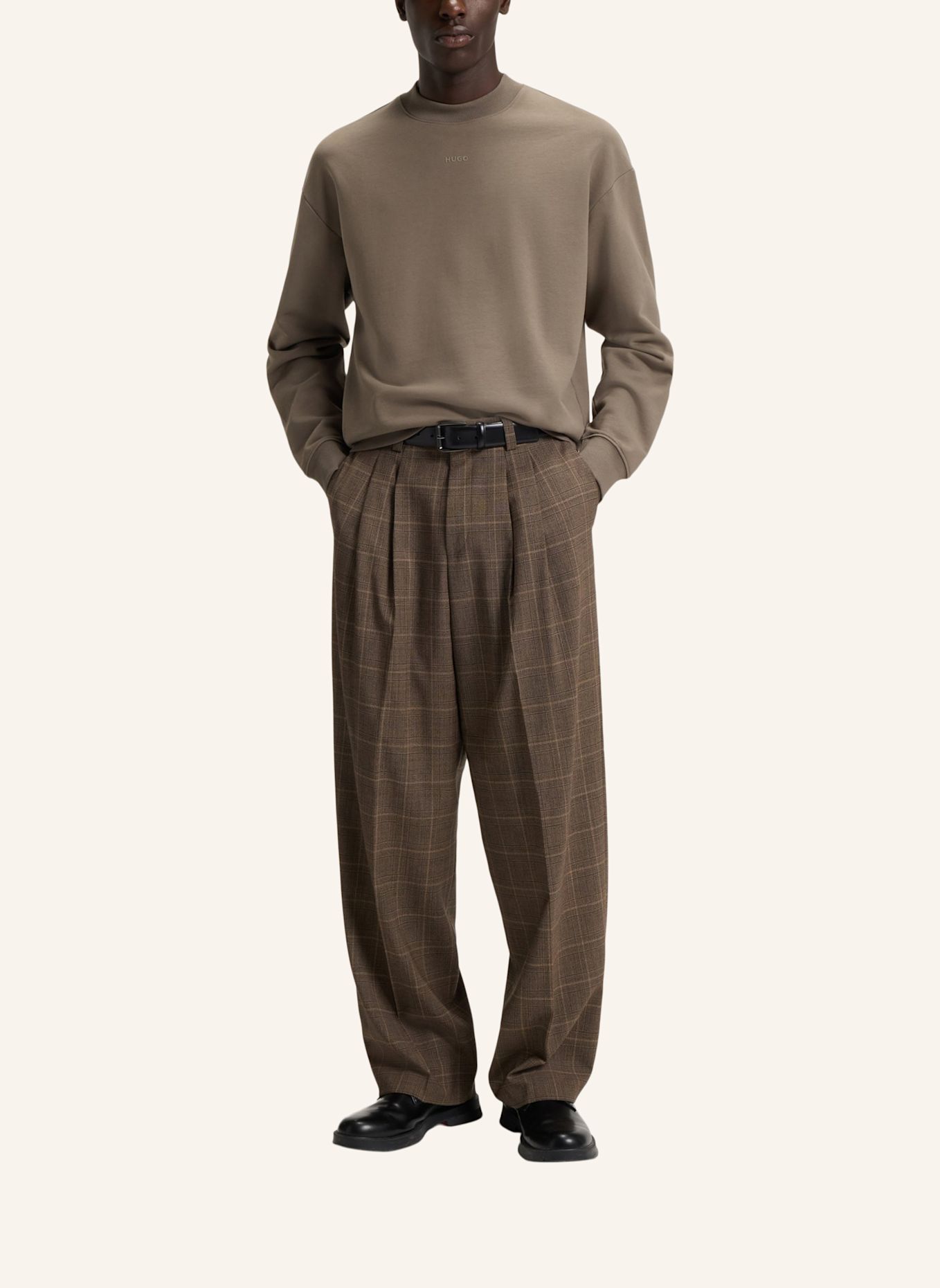 HUGO Sweatshirt DAPOCREW: GRAU