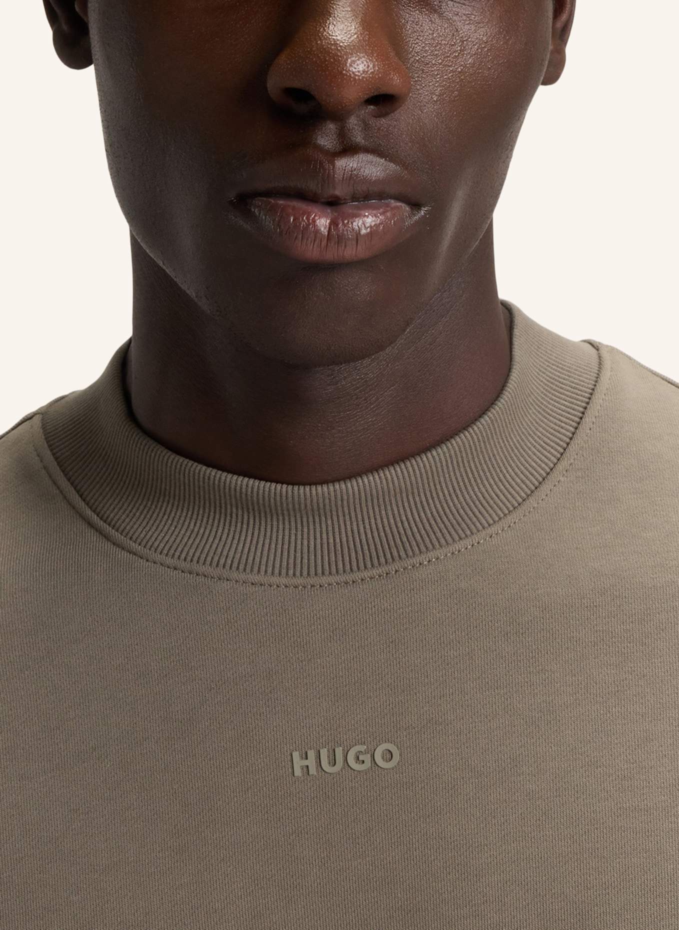 HUGO Sweatshirt DAPOCREW: GRAU