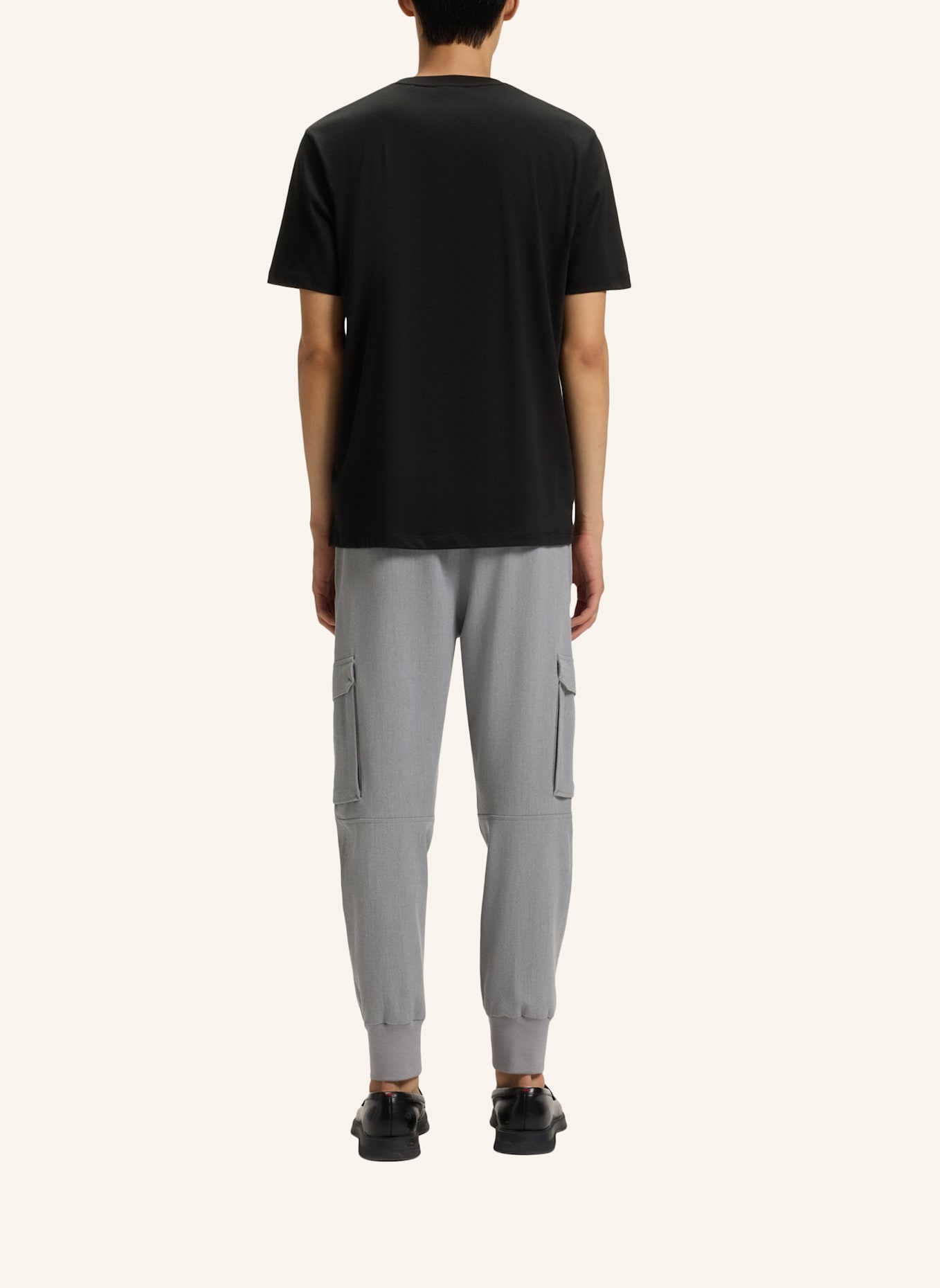 HUGO T-Shirt DIDUG Regular Fit: SCHWARZ