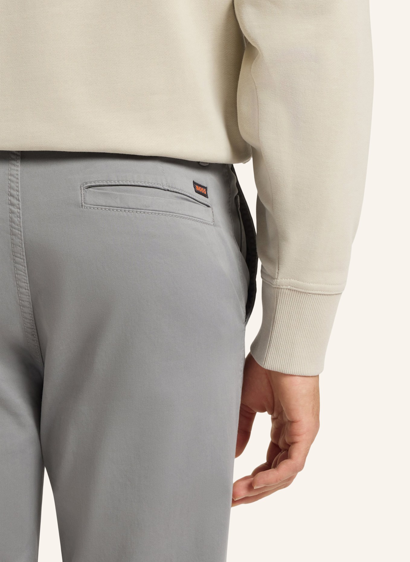 BOSS Chino Tapered Fit: SILBER